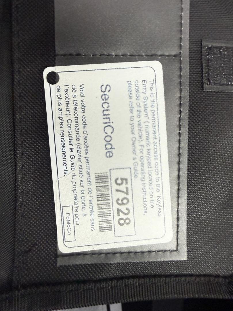 2020 White /Black Ford F-350 SD Lariat Crew Cab 4WD (1FT8W3B68LE) with an 6.2L V8 OHV 16V engine, Automatic transmission, located at 11115 Chardon Rd. , Chardon, OH, 44024, (440) 214-9705, 41.580246, -81.241943 - 2020 Ford F-350 Lariat Crew Cab 4WD – Loaded Heavy-Duty Luxury Truck with Massive Towing & FX4 Off-Road Capability! This 2020 Ford F-350 Lariat Crew Cab 4WD is a top-tier heavy-duty truck that combines premium luxury with serious work capability! Powered by the strong 6.2L V8 engine mated to a sm - Photo#48