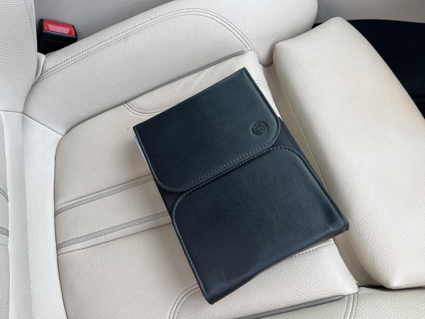 2018 White /Gray BMW 5-Series 540i xDrive (WBAJE7C56JW) with an 3.0L I6 DOHC 24V Turbo engine, Automatic transmission, located at 547 E. Main St., Orwell, OH, 44076, (440) 437-5893, 41.535435, -80.847855 - 2018 BMW 540i xDrive – Sporty Luxury Sedan with Turbo Power and Loaded M Sport Package! This outstanding 2018 BMW 540i xDrive is the perfect blend of thrilling performance, all-weather confidence, and premium luxury! Powered by a silky-smooth 3.0L Turbocharged inline-6 engine paired with an ultra - Photo#39