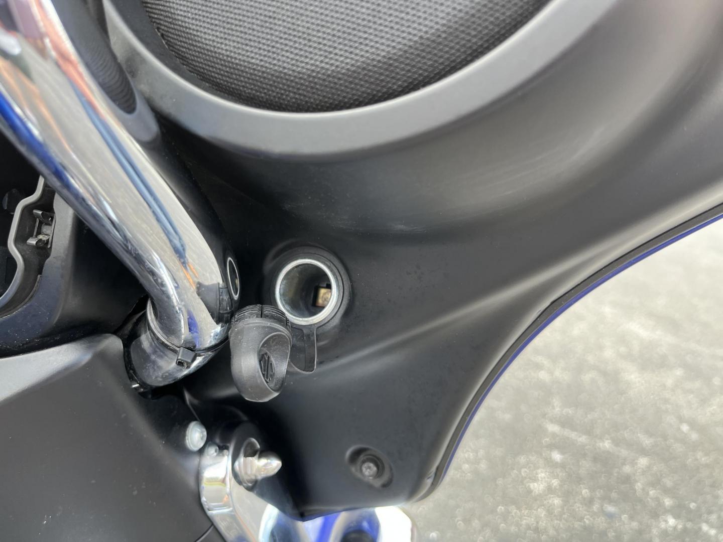 2019 Blue /Black Harley-Davidson Unknown - (1HD1KBC1XKB) with an 107 Cubic Inch V-Twin engine, 6 Speed Manual transmission, located at 11115 Chardon Rd. , Chardon, OH, 44024, (440) 214-9705, 41.580246, -81.241943 - 2019 Harley-Davidson Street Glide – Classic Bagger with Milwaukee-Eight Power and Loaded Touring Features! This 2019 Harley-Davidson Street Glide is a stunning touring motorcycle ready to eat up the miles in comfort and style! Powered by the smooth and torquey 107 cubic inch Milwaukee-Eight V-Twi- Photo#14