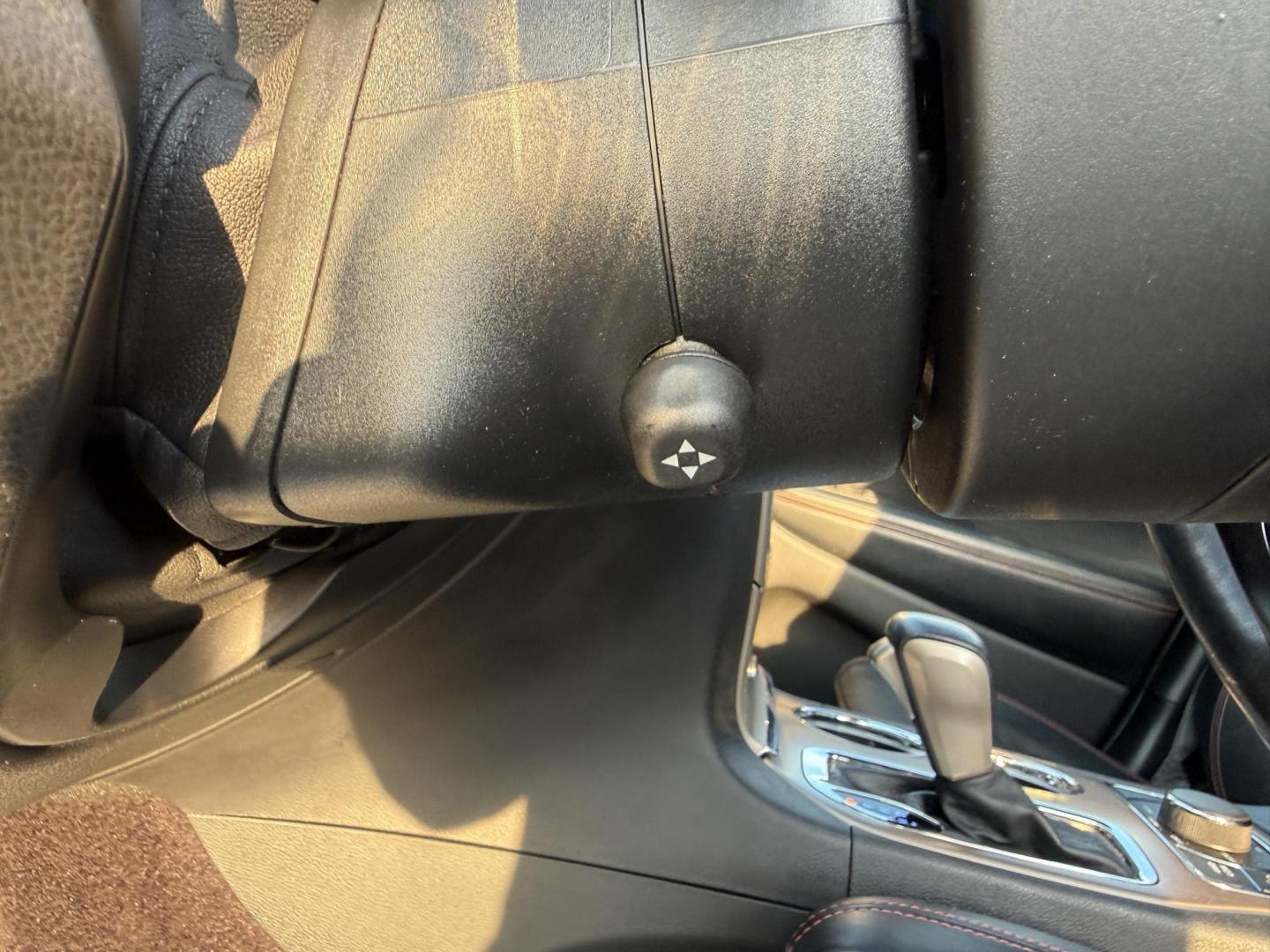 2017 Gray /Black Jeep Grand Cherokee Limited 4WD (1C4RJFBG0HC) with an 3.6L V6 DOHC 24V engine, Automatic transmission, located at 547 E. Main St., Orwell, OH, 44076, (440) 437-5893, 41.535435, -80.847855 - 2017 Jeep Grand Cherokee Limited 4WD 75th Anniversary Edition – Premium, Loaded, and Ready for Any Adventure! This special 2017 Jeep Grand Cherokee Limited 4WD 75th Anniversary Edition is a standout example of Jeep luxury and capability! Powered by the smooth 3.6L Pentastar V6 engine paired with - Photo#21