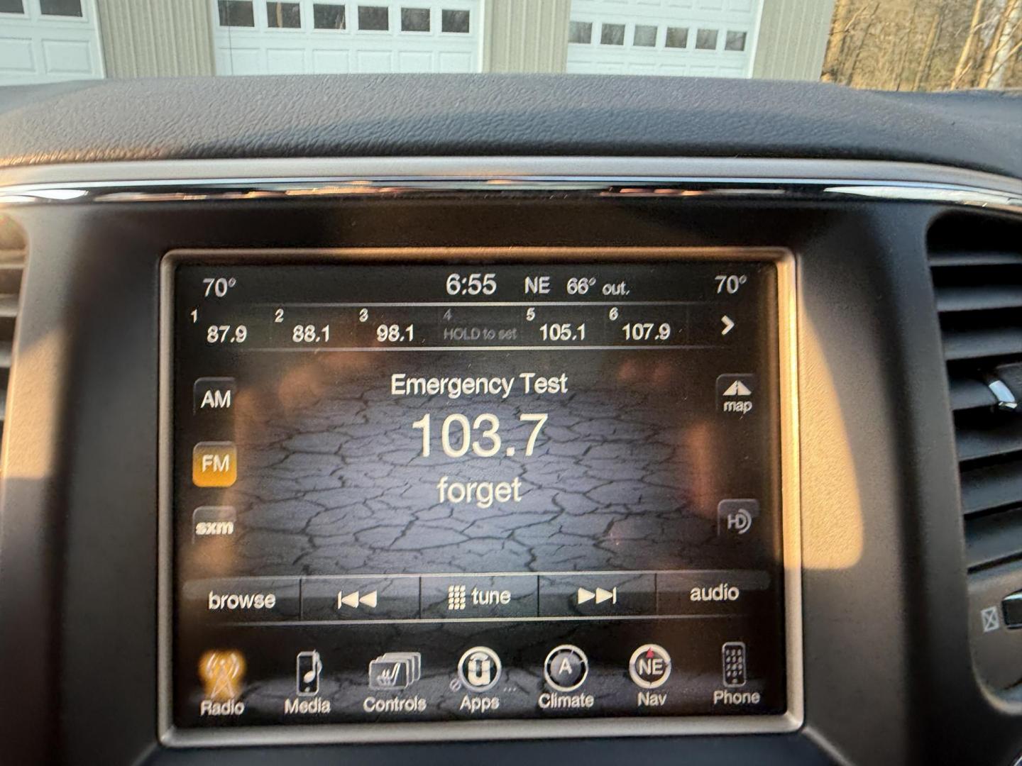 2017 Gray /Black Jeep Grand Cherokee Limited 4WD (1C4RJFBG0HC) with an 3.6L V6 DOHC 24V engine, Automatic transmission, located at 547 E. Main St., Orwell, OH, 44076, (440) 437-5893, 41.535435, -80.847855 - 2017 Jeep Grand Cherokee Limited 4WD 75th Anniversary Edition – Premium, Loaded, and Ready for Any Adventure! This special 2017 Jeep Grand Cherokee Limited 4WD 75th Anniversary Edition is a standout example of Jeep luxury and capability! Powered by the smooth 3.6L Pentastar V6 engine paired with - Photo#24