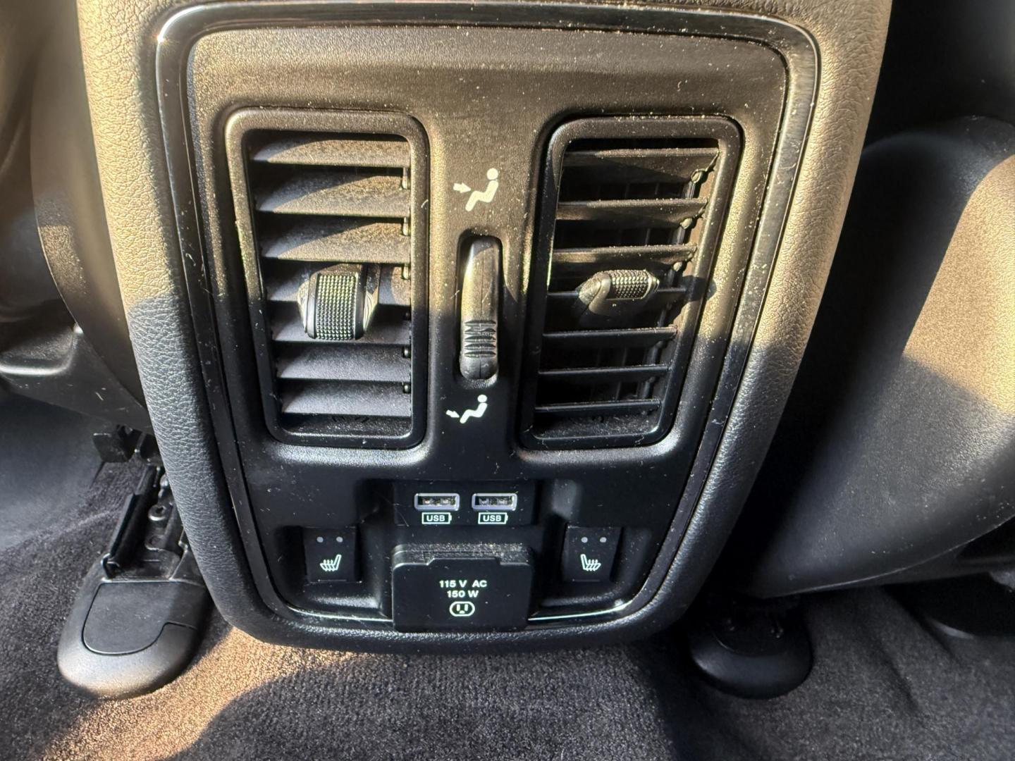 2017 Gray /Black Jeep Grand Cherokee Limited 4WD (1C4RJFBG0HC) with an 3.6L V6 DOHC 24V engine, Automatic transmission, located at 547 E. Main St., Orwell, OH, 44076, (440) 437-5893, 41.535435, -80.847855 - 2017 Jeep Grand Cherokee Limited 4WD 75th Anniversary Edition – Premium, Loaded, and Ready for Any Adventure! This special 2017 Jeep Grand Cherokee Limited 4WD 75th Anniversary Edition is a standout example of Jeep luxury and capability! Powered by the smooth 3.6L Pentastar V6 engine paired with - Photo#36