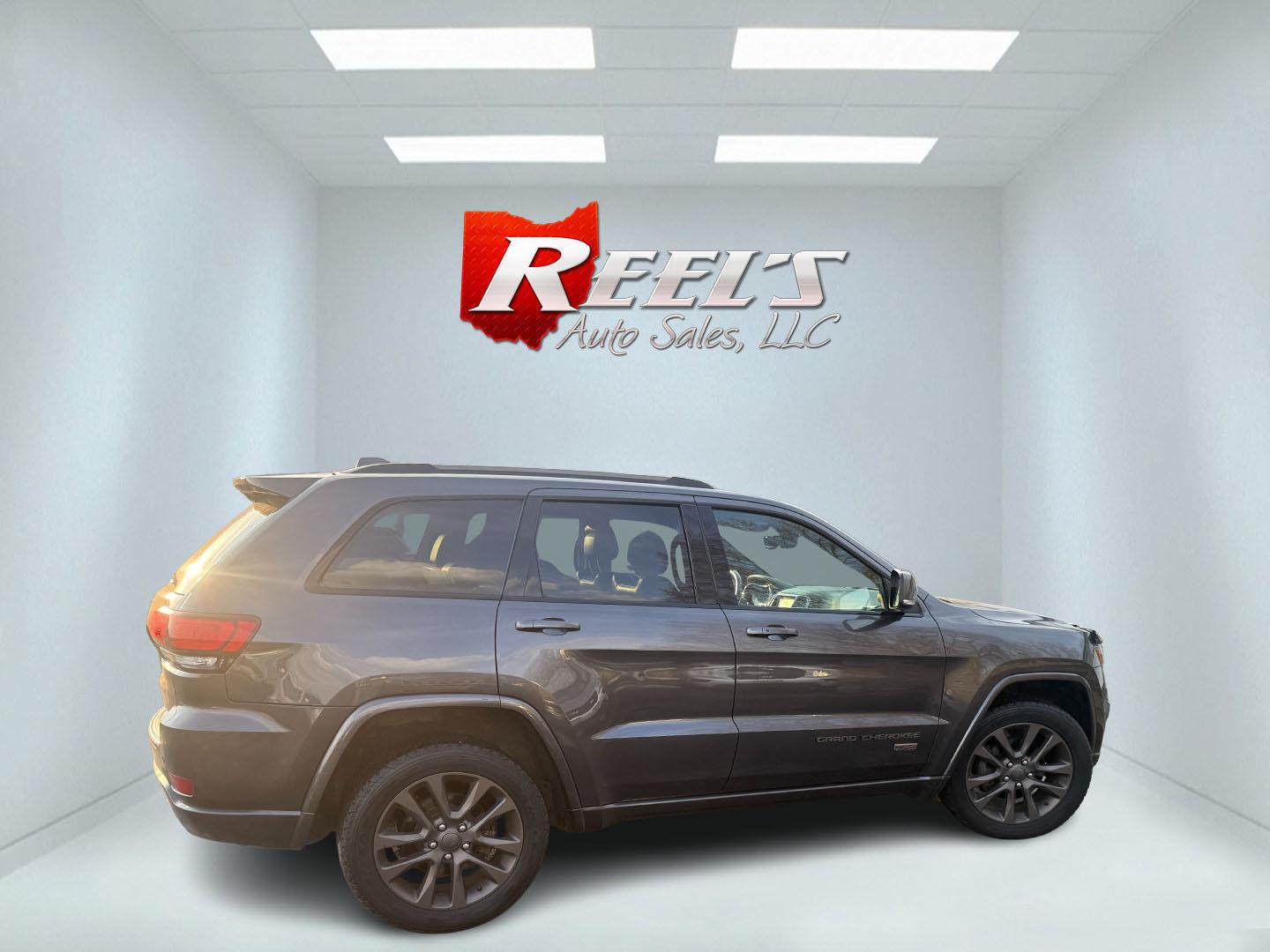 2017 Gray /Black Jeep Grand Cherokee Limited 4WD (1C4RJFBG0HC) with an 3.6L V6 DOHC 24V engine, Automatic transmission, located at 547 E. Main St., Orwell, OH, 44076, (440) 437-5893, 41.535435, -80.847855 - 2017 Jeep Grand Cherokee Limited 4WD 75th Anniversary Edition – Premium, Loaded, and Ready for Any Adventure! This special 2017 Jeep Grand Cherokee Limited 4WD 75th Anniversary Edition is a standout example of Jeep luxury and capability! Powered by the smooth 3.6L Pentastar V6 engine paired with - Photo#5