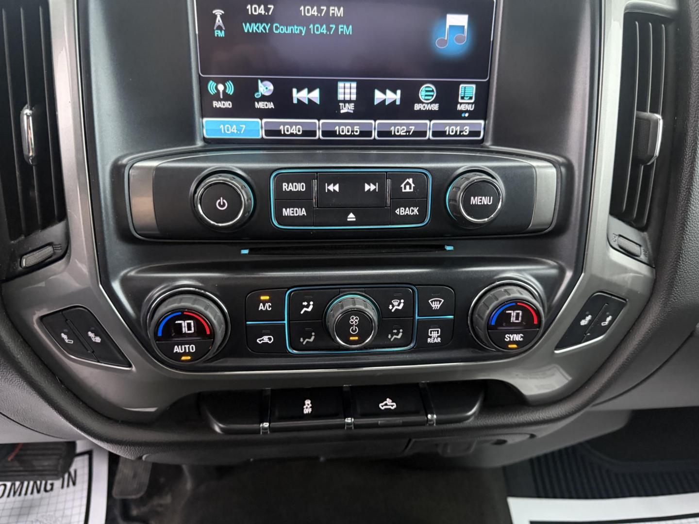 2018 Red /Black Chevrolet Silverado 1500 LT Double Cab 4WD (1GCVKREC9JZ) with an 5.3L V8 OHV 16V engine, Automatic transmission, located at 547 E. Main St., Orwell, OH, 44076, (440) 437-5893, 41.535435, -80.847855 - 2018 Chevrolet Silverado 1500 LT Double Cab 4WD – Strong V8 Power, Leather Comfort, and Serious Towing Capability! This 2018 Chevrolet Silverado 1500 LT Double Cab 4WD is a well-equipped midsize truck that’s ready for work, towing, or weekend adventures! Powered by the reliable 5.3L EcoTec3 V8 - Photo#27