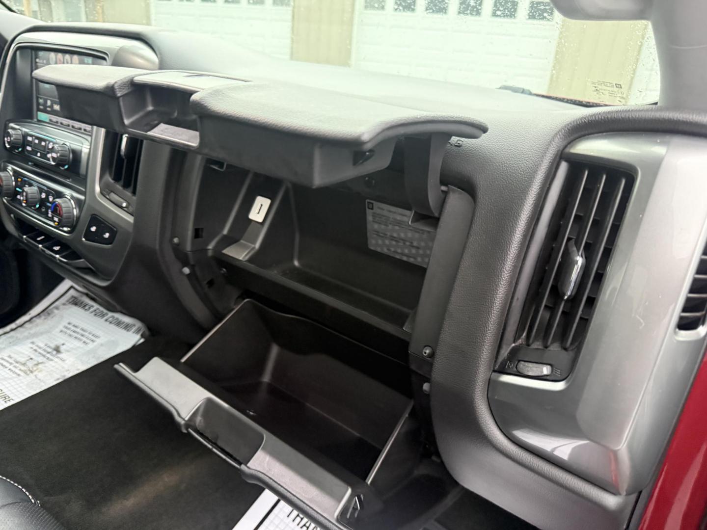 2018 Red /Black Chevrolet Silverado 1500 LT Double Cab 4WD (1GCVKREC9JZ) with an 5.3L V8 OHV 16V engine, Automatic transmission, located at 547 E. Main St., Orwell, OH, 44076, (440) 437-5893, 41.535435, -80.847855 - 2018 Chevrolet Silverado 1500 LT Double Cab 4WD – Strong V8 Power, Leather Comfort, and Serious Towing Capability! This 2018 Chevrolet Silverado 1500 LT Double Cab 4WD is a well-equipped midsize truck that’s ready for work, towing, or weekend adventures! Powered by the reliable 5.3L EcoTec3 V8 - Photo#36