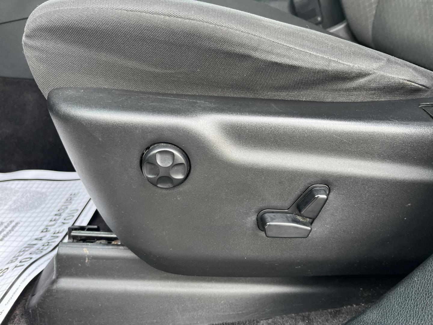 2018 Silver /Black Jeep Grand Cherokee Laredo 4WD (1C4RJFAG9JC) with an 3.6L V6 DOHC 24V engine, Automatic transmission, located at 11115 Chardon Rd. , Chardon, OH, 44024, (440) 214-9705, 41.580246, -81.241943 - 2018 Jeep Grand Cherokee Laredo E 4WD – Clean, Capable, and Well-Equipped! This 2018 Jeep Grand Cherokee Laredo E 4WD is a sharp, versatile midsize SUV that offers great value with solid capability and modern features. Powered by the smooth 3.6L Pentastar V6 engine paired with an 8-speed automati - Photo#18