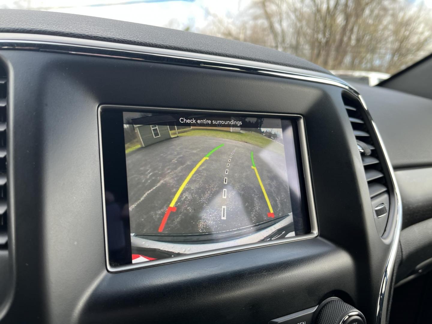 2018 Silver /Black Jeep Grand Cherokee Laredo 4WD (1C4RJFAG9JC) with an 3.6L V6 DOHC 24V engine, Automatic transmission, located at 11115 Chardon Rd. , Chardon, OH, 44024, (440) 214-9705, 41.580246, -81.241943 - 2018 Jeep Grand Cherokee Laredo E 4WD – Clean, Capable, and Well-Equipped! This 2018 Jeep Grand Cherokee Laredo E 4WD is a sharp, versatile midsize SUV that offers great value with solid capability and modern features. Powered by the smooth 3.6L Pentastar V6 engine paired with an 8-speed automati - Photo#25