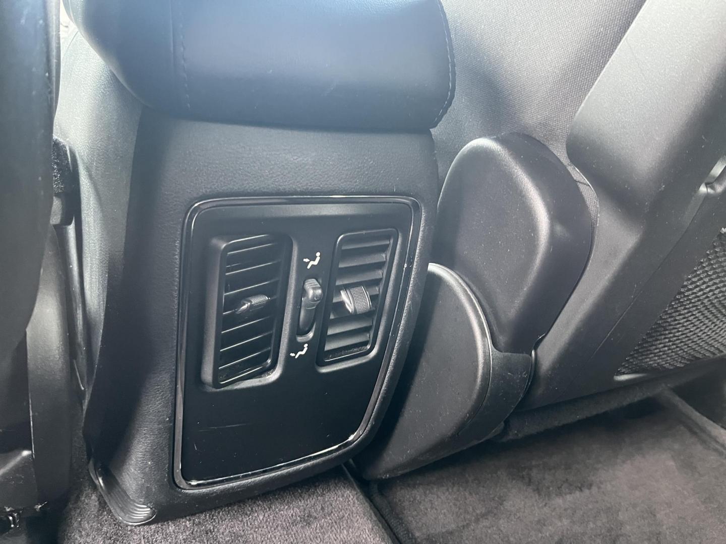 2018 Silver /Black Jeep Grand Cherokee Laredo 4WD (1C4RJFAG9JC) with an 3.6L V6 DOHC 24V engine, Automatic transmission, located at 11115 Chardon Rd. , Chardon, OH, 44024, (440) 214-9705, 41.580246, -81.241943 - 2018 Jeep Grand Cherokee Laredo E 4WD – Clean, Capable, and Well-Equipped! This 2018 Jeep Grand Cherokee Laredo E 4WD is a sharp, versatile midsize SUV that offers great value with solid capability and modern features. Powered by the smooth 3.6L Pentastar V6 engine paired with an 8-speed automati - Photo#31