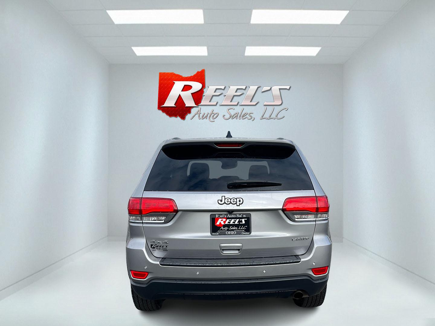 2018 Silver /Black Jeep Grand Cherokee Laredo 4WD (1C4RJFAG9JC) with an 3.6L V6 DOHC 24V engine, Automatic transmission, located at 11115 Chardon Rd. , Chardon, OH, 44024, (440) 214-9705, 41.580246, -81.241943 - 2018 Jeep Grand Cherokee Laredo E 4WD – Clean, Capable, and Well-Equipped! This 2018 Jeep Grand Cherokee Laredo E 4WD is a sharp, versatile midsize SUV that offers great value with solid capability and modern features. Powered by the smooth 3.6L Pentastar V6 engine paired with an 8-speed automati - Photo#8