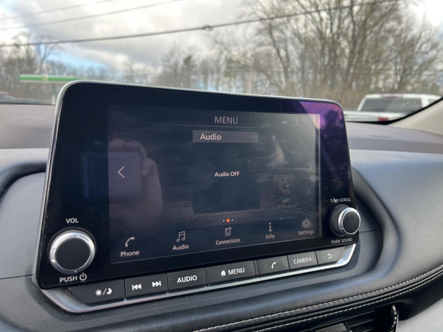 2021 Silver /Black Nissan Rogue SV AWD (5N1AT3BB7MC) with an 2.5L I4 DOHC 16V engine, Automatic transmission, located at 11115 Chardon Rd. , Chardon, OH, 44024, (440) 214-9705, 41.580246, -81.241943 - 2021 Nissan Rogue SV AWD – Efficient, Comfortable, and Loaded with Modern Safety Tech! This clean 2021 Nissan Rogue SV AWD is the perfect family crossover that’s easy to drive, great on gas, and packed with helpful features! Powered by a reliable 2.5L I4 engine paired with a smooth CVT transmis - Photo#24