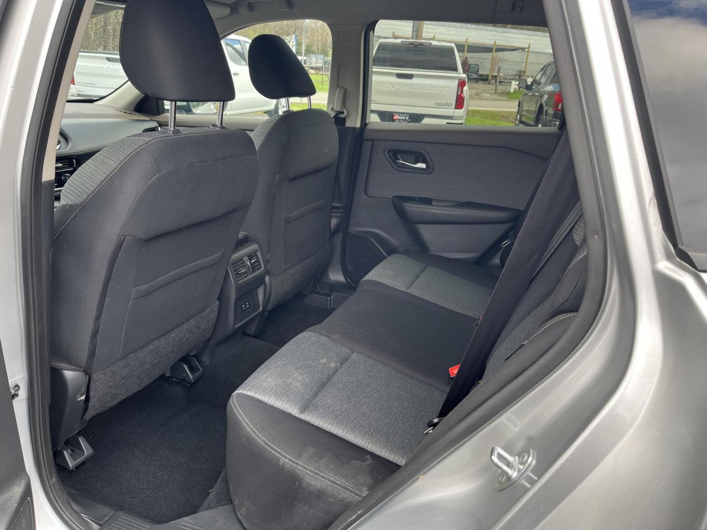 2021 Silver /Black Nissan Rogue SV AWD (5N1AT3BB7MC) with an 2.5L I4 DOHC 16V engine, Automatic transmission, located at 11115 Chardon Rd. , Chardon, OH, 44024, (440) 214-9705, 41.580246, -81.241943 - 2021 Nissan Rogue SV AWD – Efficient, Comfortable, and Loaded with Modern Safety Tech! This clean 2021 Nissan Rogue SV AWD is the perfect family crossover that’s easy to drive, great on gas, and packed with helpful features! Powered by a reliable 2.5L I4 engine paired with a smooth CVT transmis - Photo#32