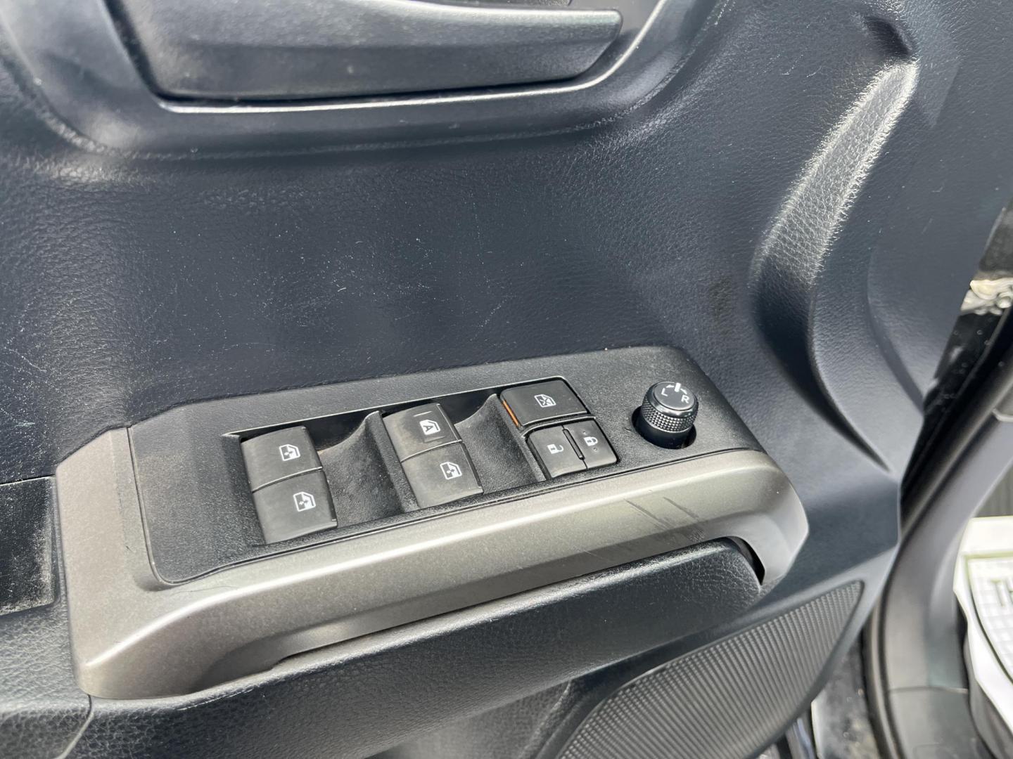 2019 Black /Black Toyota Tacoma SR5 Double Cab Short Bed V6 6AT 4WD (3TMCZ5AN5KM) with an 3.6L V6 DOHC 24V engine, Automatic transmission, located at 11115 Chardon Rd. , Chardon, OH, 44024, (440) 214-9705, 41.580246, -81.241943 - 2019 Toyota Tacoma SR5 Crew Cab 4WD – Rugged, Reliable, and Loaded with Toyota Safety Sense! This 2019 Toyota Tacoma SR5 Crew Cab 4WD is a clean, capable midsize truck that’s built to last and ready for work or weekend adventures! Powered by the strong 3.5L D-4S V6 engine paired with a smooth 6 - Photo#16