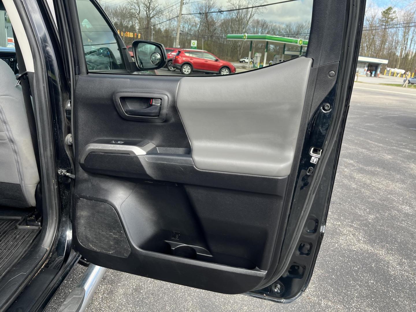 2019 Black /Black Toyota Tacoma SR5 Double Cab Short Bed V6 6AT 4WD (3TMCZ5AN5KM) with an 3.6L V6 DOHC 24V engine, Automatic transmission, located at 11115 Chardon Rd. , Chardon, OH, 44024, (440) 214-9705, 41.580246, -81.241943 - 2019 Toyota Tacoma SR5 Crew Cab 4WD – Rugged, Reliable, and Loaded with Toyota Safety Sense! This 2019 Toyota Tacoma SR5 Crew Cab 4WD is a clean, capable midsize truck that’s built to last and ready for work or weekend adventures! Powered by the strong 3.5L D-4S V6 engine paired with a smooth 6 - Photo#27