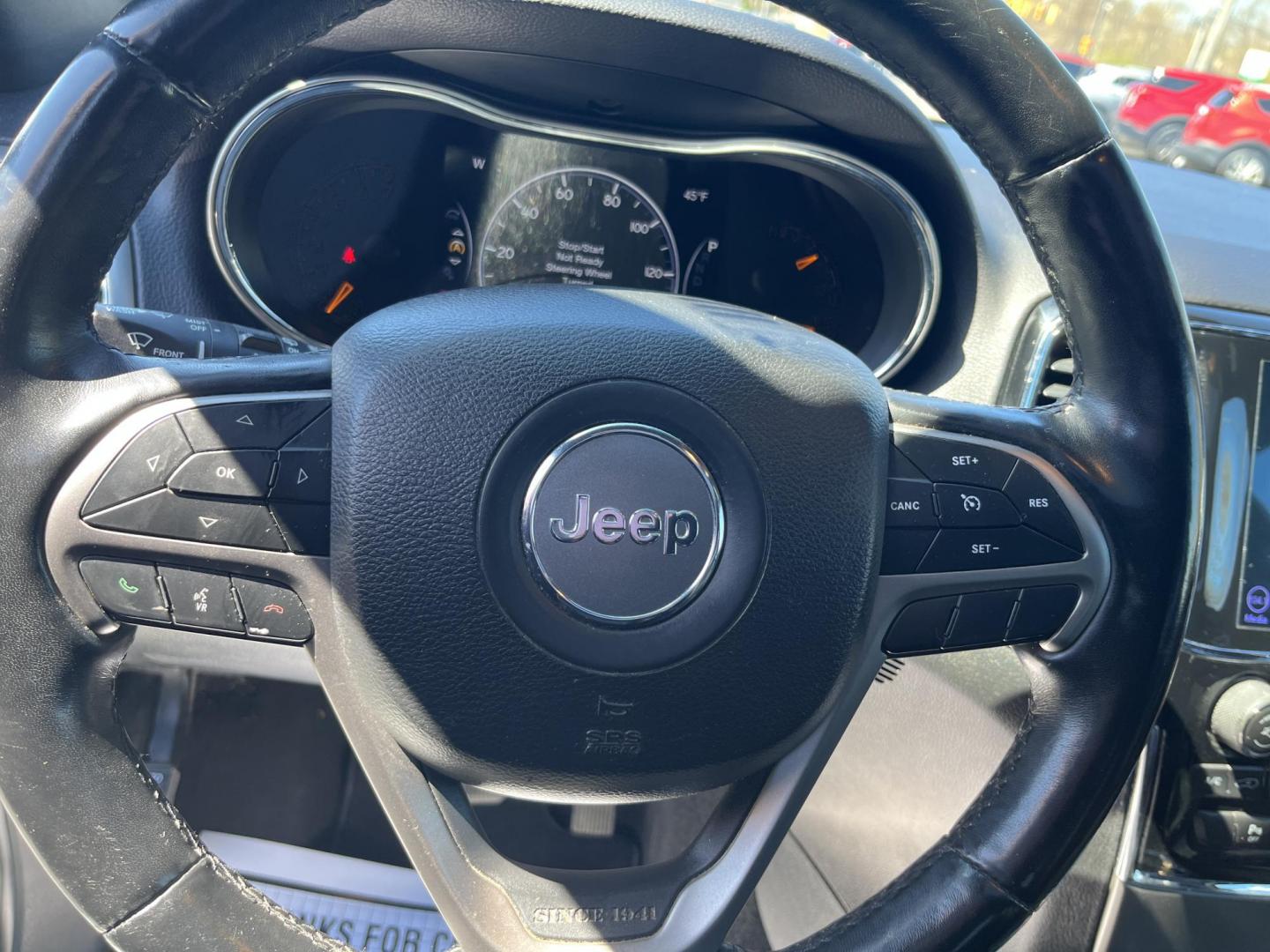 2019 White /Black Jeep Grand Cherokee Limited 4WD (1C4RJFBG8KC) with an 3.6L V6 DOHC 24V engine, Automatic transmission, located at 11115 Chardon Rd. , Chardon, OH, 44024, (440) 214-9705, 41.580246, -81.241943 - 2019 Jeep Grand Cherokee Limited 4WD – Premium Luxury SUV with Leather, Alpine Sound, and All-Weather Capability! This sharp 2019 Jeep Grand Cherokee Limited 4WD is the perfect blend of upscale comfort, modern tech, and confident capability! Powered by the smooth 3.6L Pentastar V6 engine paired w - Photo#21