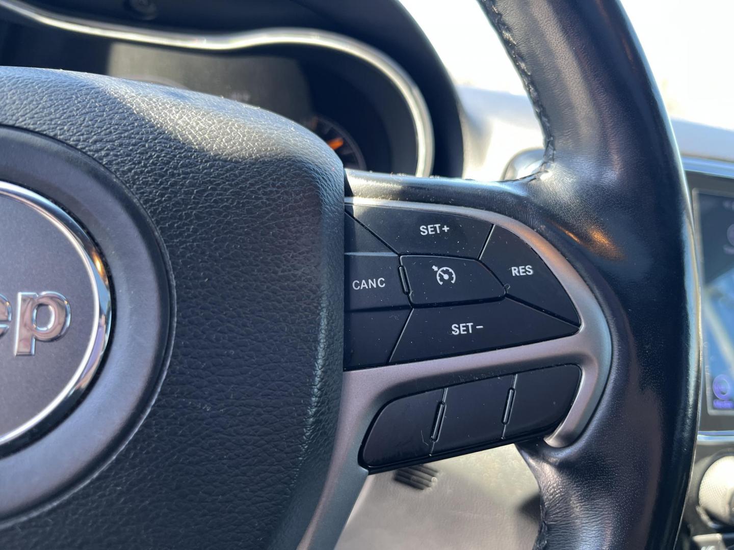 2019 White /Black Jeep Grand Cherokee Limited 4WD (1C4RJFBG8KC) with an 3.6L V6 DOHC 24V engine, Automatic transmission, located at 11115 Chardon Rd. , Chardon, OH, 44024, (440) 214-9705, 41.580246, -81.241943 - 2019 Jeep Grand Cherokee Limited 4WD – Premium Luxury SUV with Leather, Alpine Sound, and All-Weather Capability! This sharp 2019 Jeep Grand Cherokee Limited 4WD is the perfect blend of upscale comfort, modern tech, and confident capability! Powered by the smooth 3.6L Pentastar V6 engine paired w - Photo#23