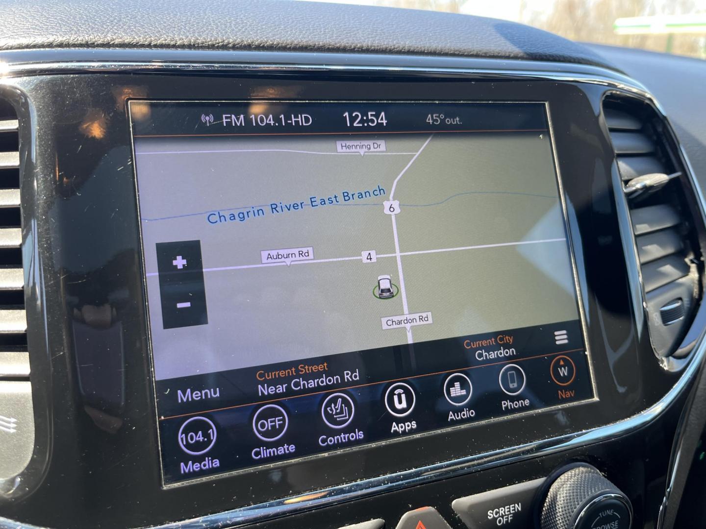 2019 White /Black Jeep Grand Cherokee Limited 4WD (1C4RJFBG8KC) with an 3.6L V6 DOHC 24V engine, Automatic transmission, located at 11115 Chardon Rd. , Chardon, OH, 44024, (440) 214-9705, 41.580246, -81.241943 - 2019 Jeep Grand Cherokee Limited 4WD – Premium Luxury SUV with Leather, Alpine Sound, and All-Weather Capability! This sharp 2019 Jeep Grand Cherokee Limited 4WD is the perfect blend of upscale comfort, modern tech, and confident capability! Powered by the smooth 3.6L Pentastar V6 engine paired w - Photo#26