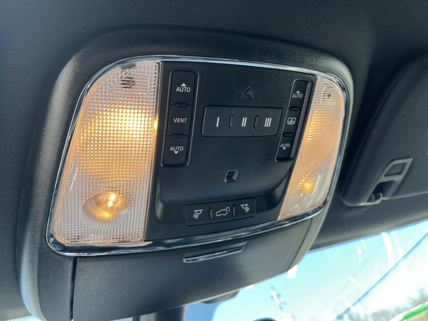 2019 White /Black Jeep Grand Cherokee Limited 4WD (1C4RJFBG8KC) with an 3.6L V6 DOHC 24V engine, Automatic transmission, located at 11115 Chardon Rd. , Chardon, OH, 44024, (440) 214-9705, 41.580246, -81.241943 - 2019 Jeep Grand Cherokee Limited 4WD – Premium Luxury SUV with Leather, Alpine Sound, and All-Weather Capability! This sharp 2019 Jeep Grand Cherokee Limited 4WD is the perfect blend of upscale comfort, modern tech, and confident capability! Powered by the smooth 3.6L Pentastar V6 engine paired w - Photo#30