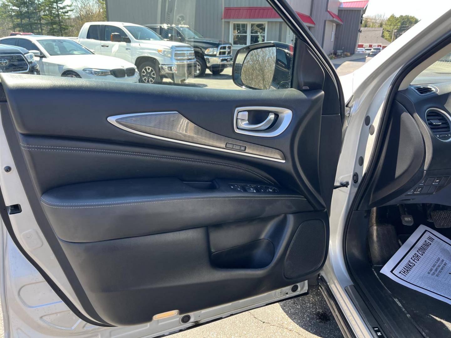 2019 Silver /Black Infiniti QX60 LUXE AWD (5N1DL0MM9KC) with an 3.5L V6 DOHC 24V engine, Automatic transmission, located at 547 E. Main St., Orwell, OH, 44076, (440) 437-5893, 41.535435, -80.847855 - 2019 Infiniti QX60 Luxe AWD – Premium 3-Row Luxury SUV with BOSE Sound, 360 Camera, and All-Weather Capability! This beautiful 2019 Infiniti QX60 Luxe AWD is the perfect upscale family hauler that offers refinement, space for seven, and confident all-weather performance. Powered by a smooth 3.5L - Photo#17