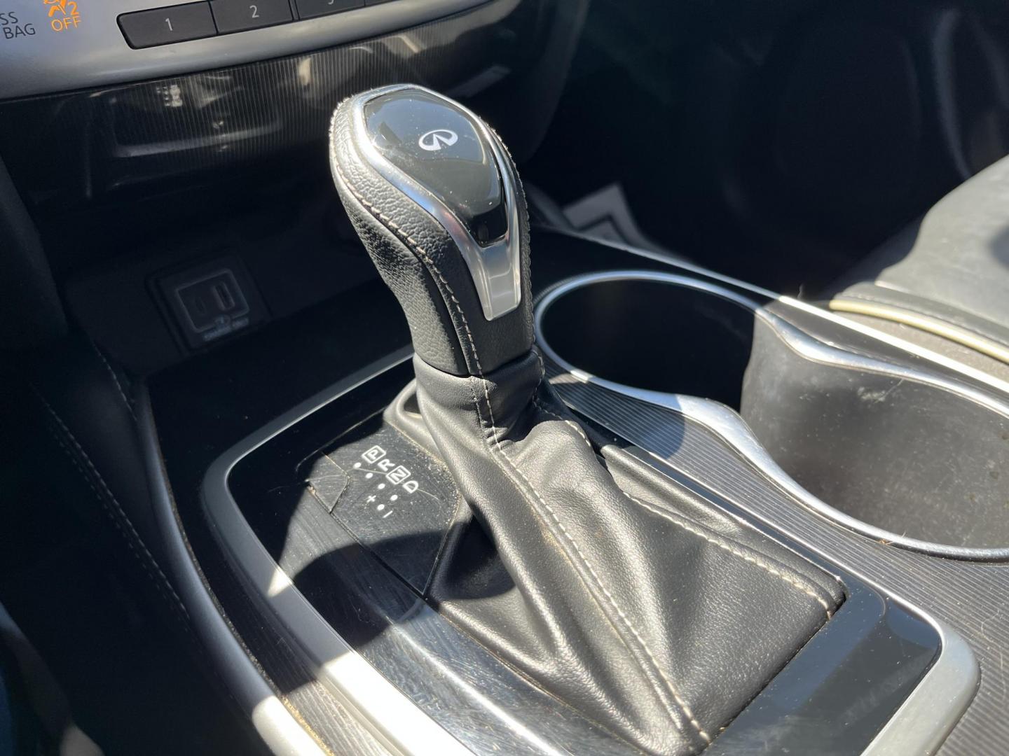 2019 Silver /Black Infiniti QX60 LUXE AWD (5N1DL0MM9KC) with an 3.5L V6 DOHC 24V engine, Automatic transmission, located at 547 E. Main St., Orwell, OH, 44076, (440) 437-5893, 41.535435, -80.847855 - 2019 Infiniti QX60 Luxe AWD – Premium 3-Row Luxury SUV with BOSE Sound, 360 Camera, and All-Weather Capability! This beautiful 2019 Infiniti QX60 Luxe AWD is the perfect upscale family hauler that offers refinement, space for seven, and confident all-weather performance. Powered by a smooth 3.5L - Photo#29