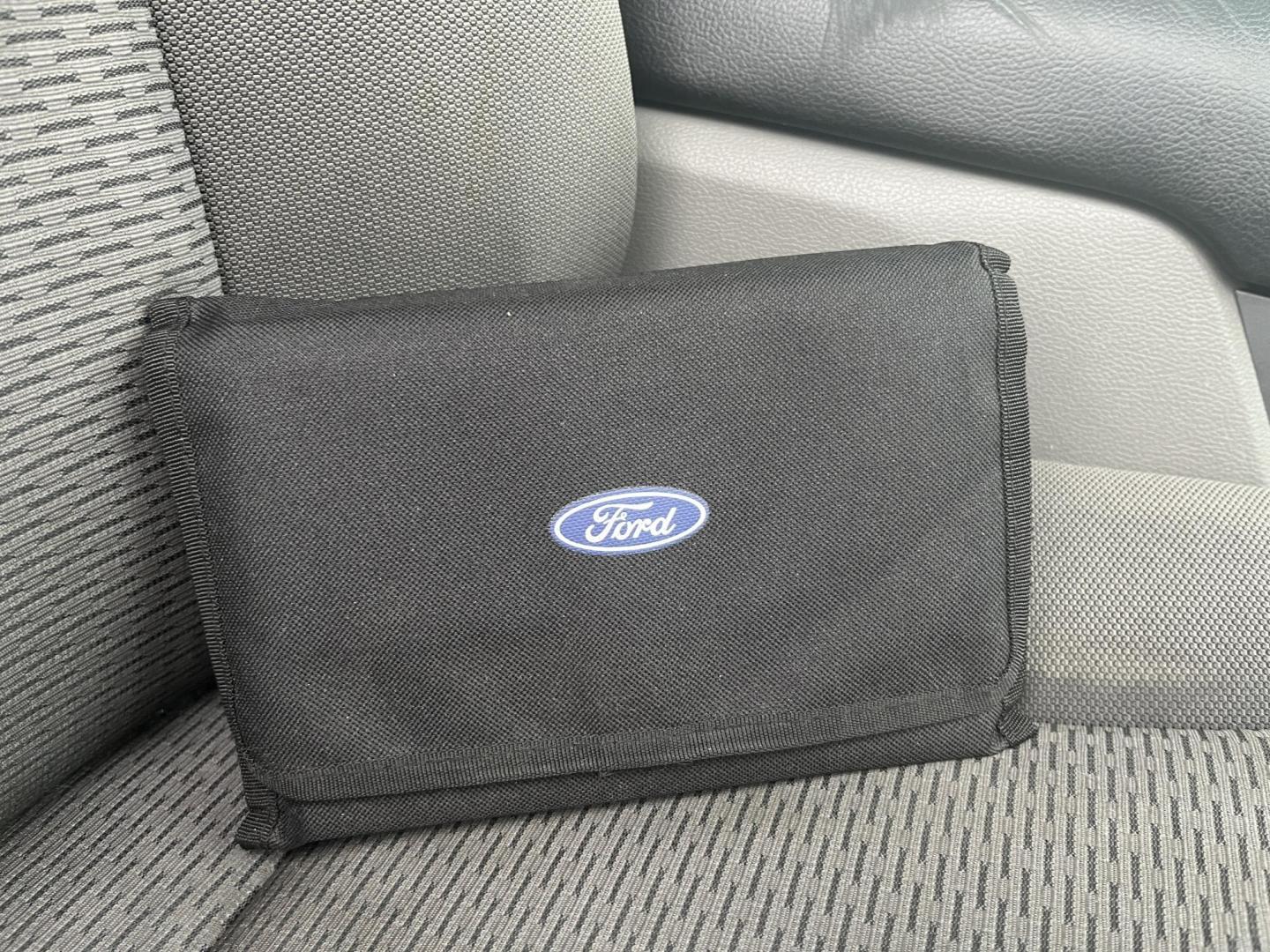 2018 Black /Gray Ford F-150 XLT SuperCrew 5.5-ft. Bed 4WD (1FTEW1EP5JF) with an 2.7L V6 DOHC 24V TWIN TURBO engine, Automatic transmission, located at 11115 Chardon Rd. , Chardon, OH, 44024, (440) 214-9705, 41.580246, -81.241943 - 2018 Ford F-150 XLT Crew Cab 4WD – Clean, Capable, and Well-Equipped with Twin-Turbo Power! This solid 2018 Ford F-150 XLT Crew Cab 4WD is a great-looking, capable full-size truck that’s ready for work or weekend adventures! Powered by the responsive 2.7L Twin-Turbo EcoBoost V6 engine paired wi - Photo#31