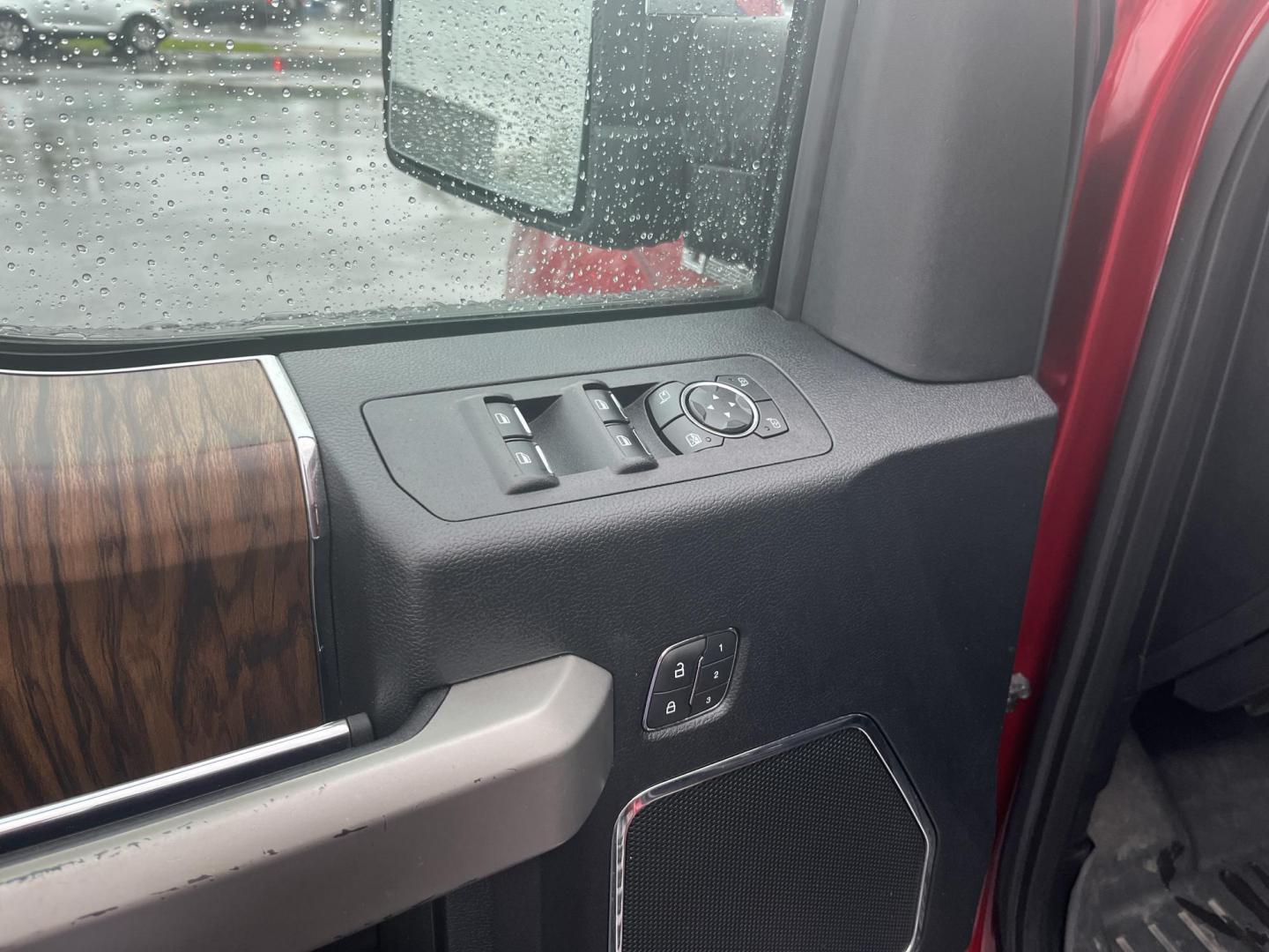 2018 Red /Black Ford F-150 Lariat SuperCrew 5.5-ft. Bed 4WD (1FTEW1EG6JF) with an 3.5L V6 Twin TURBO engine, Automatic transmission, located at 11115 Chardon Rd. , Chardon, OH, 44024, (440) 214-9705, 41.580246, -81.241943 - 2018 Ford F-150 Lariat Crew Cab 4WD – Loaded Luxury Truck with Twin-Turbo Power, FX4 Off-Road Package, and Massive Towing! This stunning 2018 Ford F-150 Lariat Crew Cab 4WD is one of the nicest used F-150s you’ll find — premium luxury meets serious capability! Powered by the potent 3.5L Twin- - Photo#16