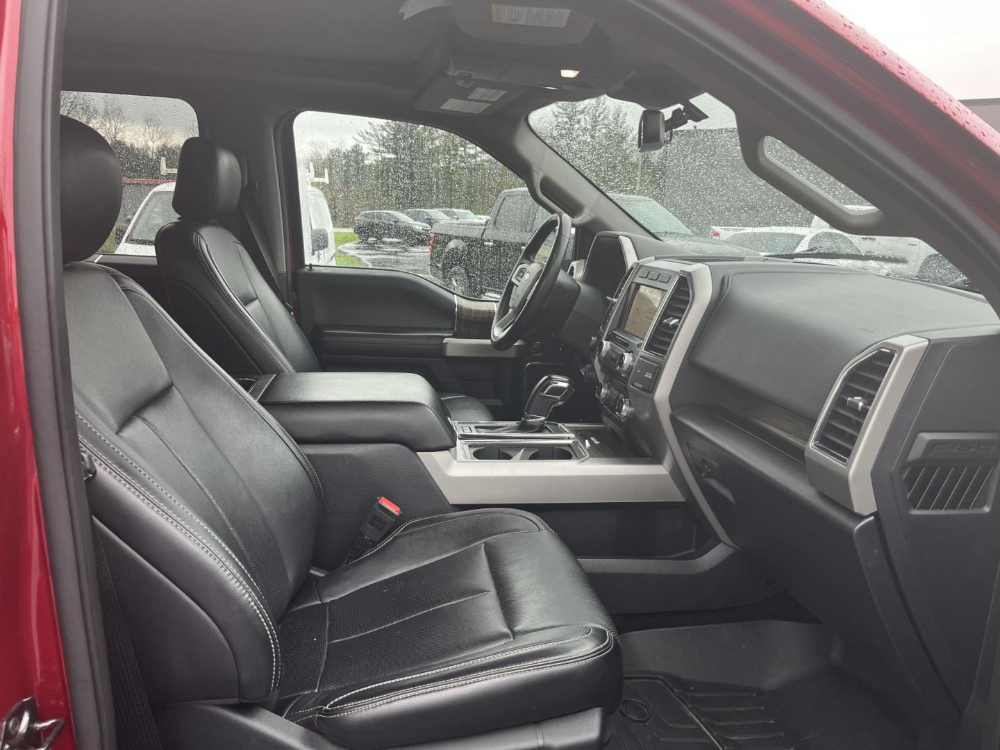2018 Red /Black Ford F-150 Lariat SuperCrew 5.5-ft. Bed 4WD (1FTEW1EG6JF) with an 3.5L V6 Twin TURBO engine, Automatic transmission, located at 11115 Chardon Rd. , Chardon, OH, 44024, (440) 214-9705, 41.580246, -81.241943 - 2018 Ford F-150 Lariat Crew Cab 4WD – Loaded Luxury Truck with Twin-Turbo Power, FX4 Off-Road Package, and Massive Towing! This stunning 2018 Ford F-150 Lariat Crew Cab 4WD is one of the nicest used F-150s you’ll find — premium luxury meets serious capability! Powered by the potent 3.5L Twin- - Photo#36