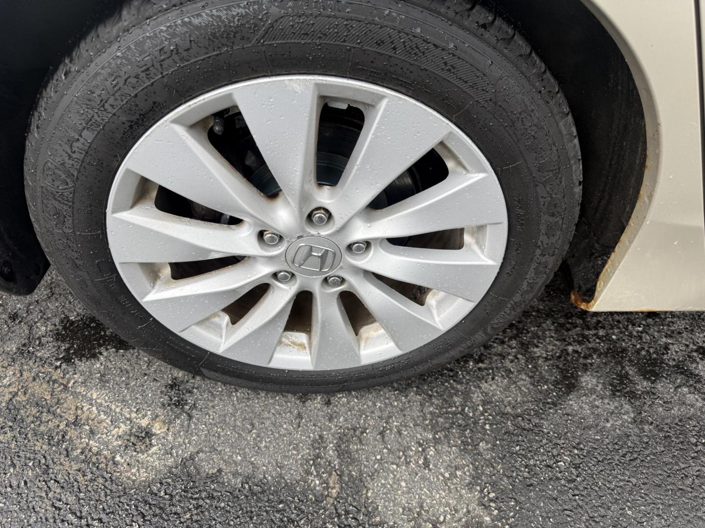 2013 Tan /Tan Honda Accord EX-L Sedan CVT (1HGCR2F81DA) with an 2.4L I4 DOHC 16V engine, Automatic transmission, located at 547 E. Main St., Orwell, OH, 44076, (440) 437-5893, 41.535435, -80.847855 - 2013 Honda Accord EX-L – Loaded Luxury Sedan with Advanced Safety and Outstanding Efficiency! This 2013 Honda Accord EX-L feels— premium, safe, and incredibly efficient! Powered by Honda’s smooth 2.4L I4 Earth Dreams engine, it delivers responsive performance while achieving an impressive 35 - Photo#30