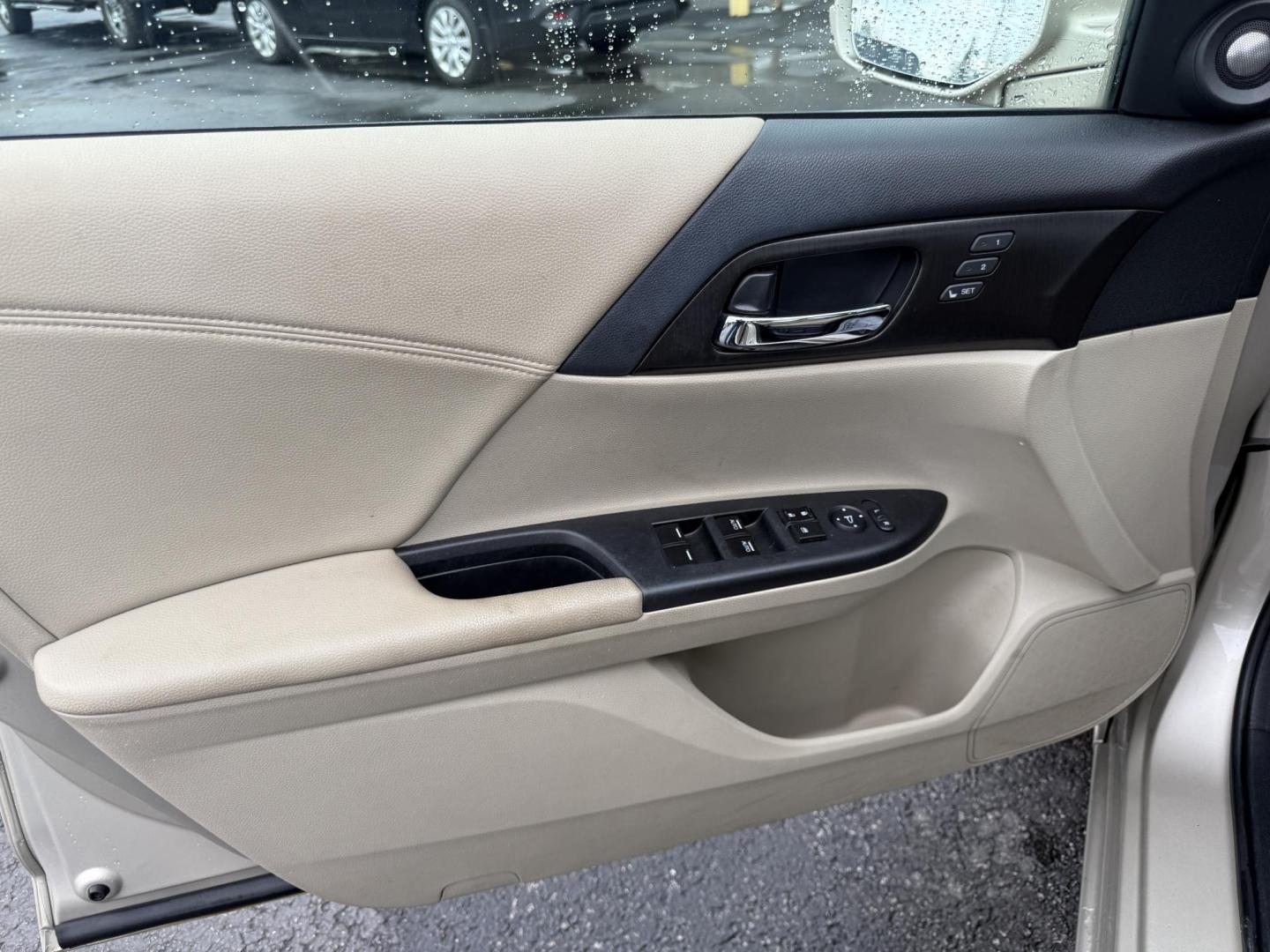 2013 Tan /Tan Honda Accord EX-L Sedan CVT (1HGCR2F81DA) with an 2.4L I4 DOHC 16V engine, Automatic transmission, located at 547 E. Main St., Orwell, OH, 44076, (440) 437-5893, 41.535435, -80.847855 - 2013 Honda Accord EX-L – Loaded Luxury Sedan with Advanced Safety and Outstanding Efficiency! This 2013 Honda Accord EX-L feels— premium, safe, and incredibly efficient! Powered by Honda’s smooth 2.4L I4 Earth Dreams engine, it delivers responsive performance while achieving an impressive 35 - Photo#8