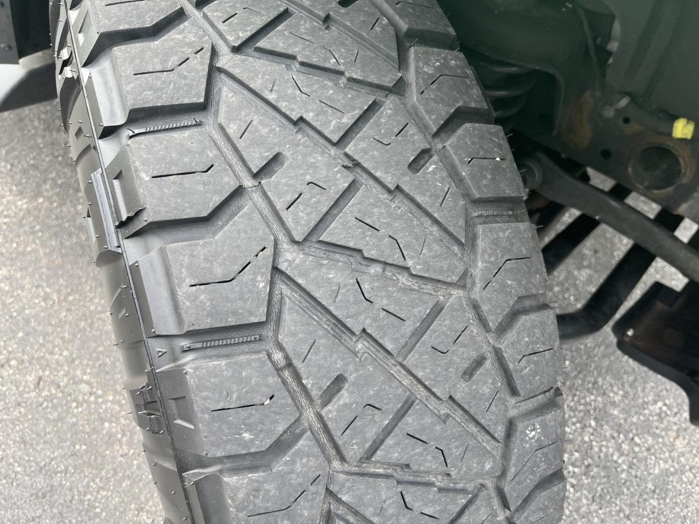 2018 Jeep Wrangler JK Unlimited Sahara (1C4HJXEG7JW) with an 3.6L V6 DOHC 24V FFV engine, 6A transmission, located at 547 E. Main St., Orwell, OH, 44076, (440) 437-5893, 41.535435, -80.847855 - Photo#3