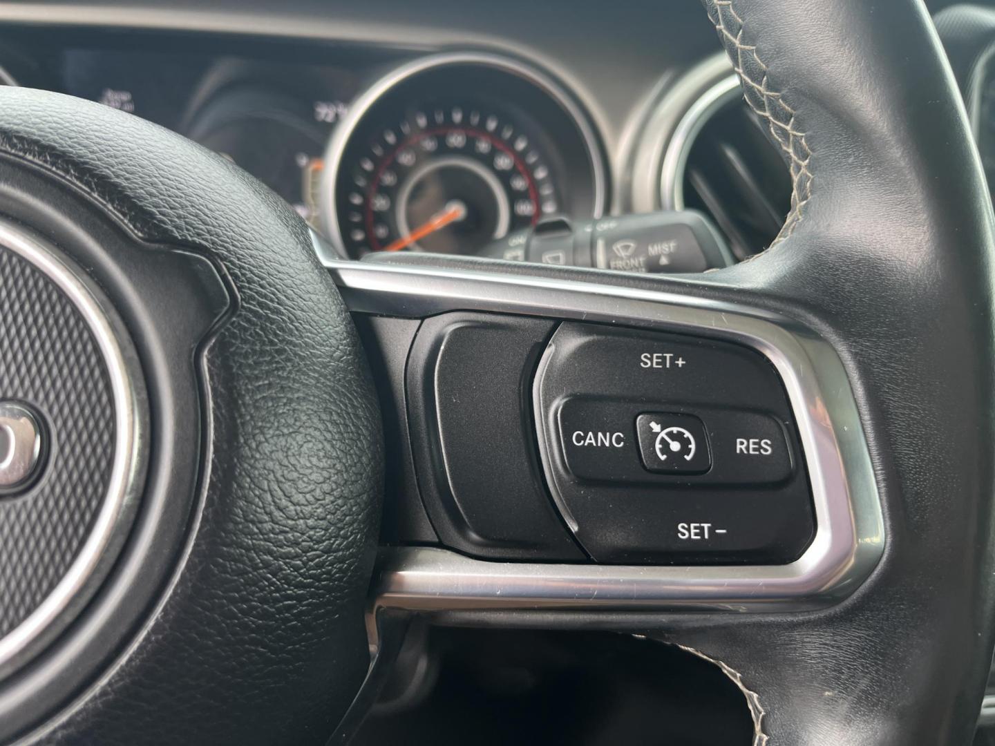 2018 Jeep Wrangler JK Unlimited Sahara (1C4HJXEG7JW) with an 3.6L V6 DOHC 24V FFV engine, 6A transmission, located at 547 E. Main St., Orwell, OH, 44076, (440) 437-5893, 41.535435, -80.847855 - Photo#22