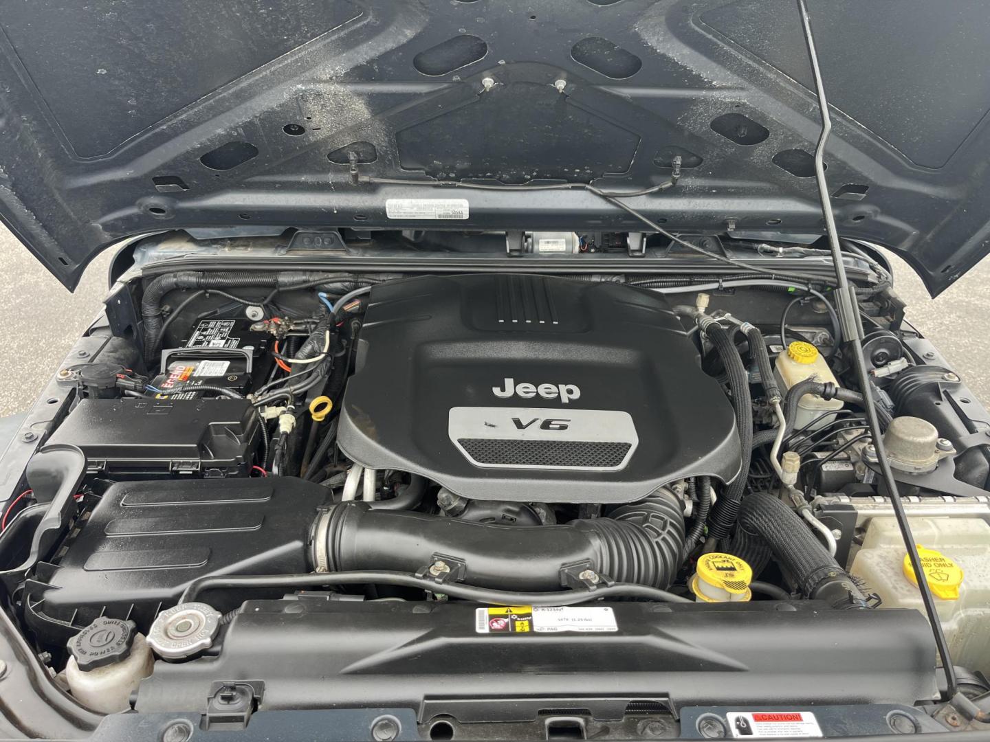 2016 Jeep Wrangler Sport 4WD (1C4AJWAG4GL) with an 3.6L V6 DOHC 24V FFV engine, located at 547 E. Main St., Orwell, OH, 44076, (440) 437-5893, 41.535435, -80.847855 - Photo#14