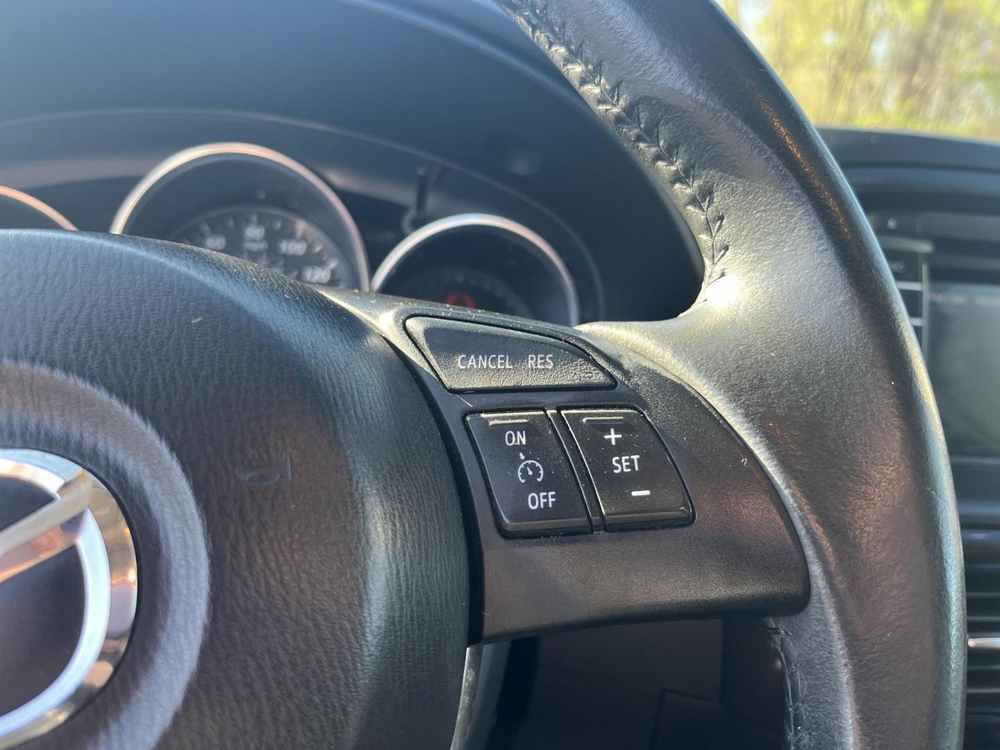 2015 Mazda CX-5 Grand Touring AWD (JM3KE4DY1F0) with an 2.5L L4 DOHC 16V engine, 6-Speed Automatic transmission, located at 547 E. Main St., Orwell, OH, 44076, (440) 437-5893, 41.535435, -80.847855 - Photo#22