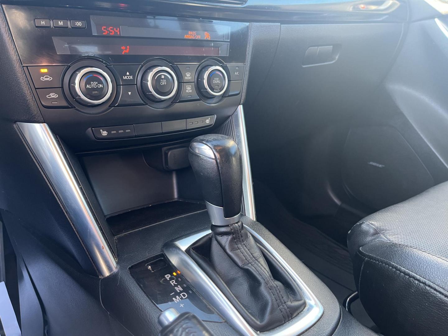 2015 Mazda CX-5 Grand Touring AWD (JM3KE4DY1F0) with an 2.5L L4 DOHC 16V engine, 6-Speed Automatic transmission, located at 547 E. Main St., Orwell, OH, 44076, (440) 437-5893, 41.535435, -80.847855 - Photo#26