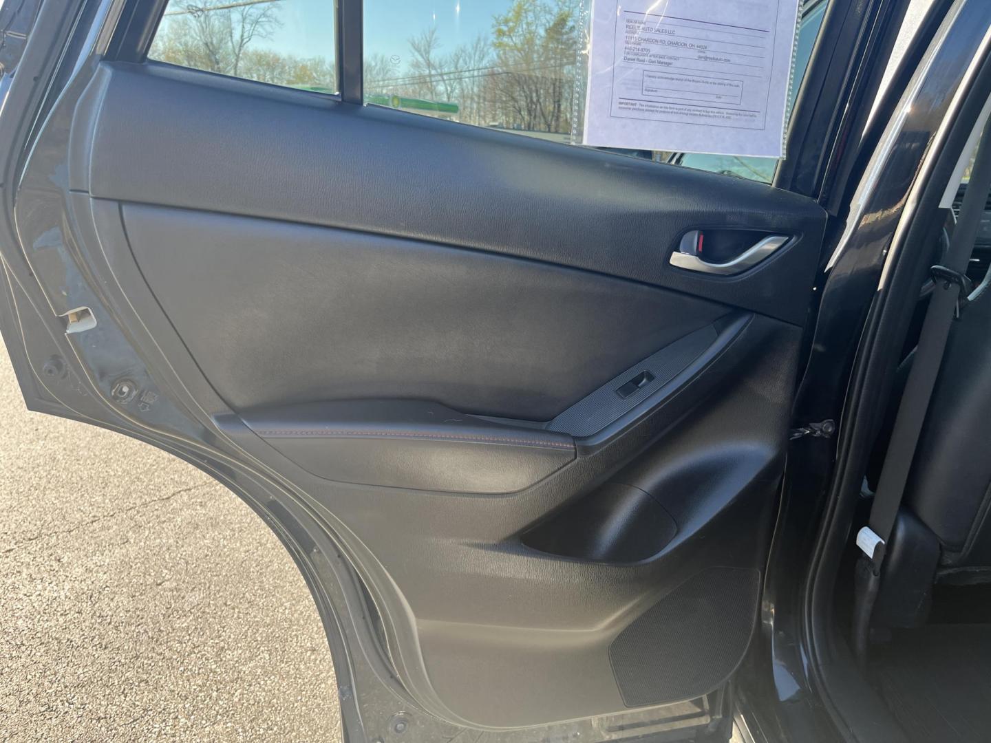 2015 Mazda CX-5 Grand Touring AWD (JM3KE4DY1F0) with an 2.5L L4 DOHC 16V engine, 6-Speed Automatic transmission, located at 547 E. Main St., Orwell, OH, 44076, (440) 437-5893, 41.535435, -80.847855 - Photo#28