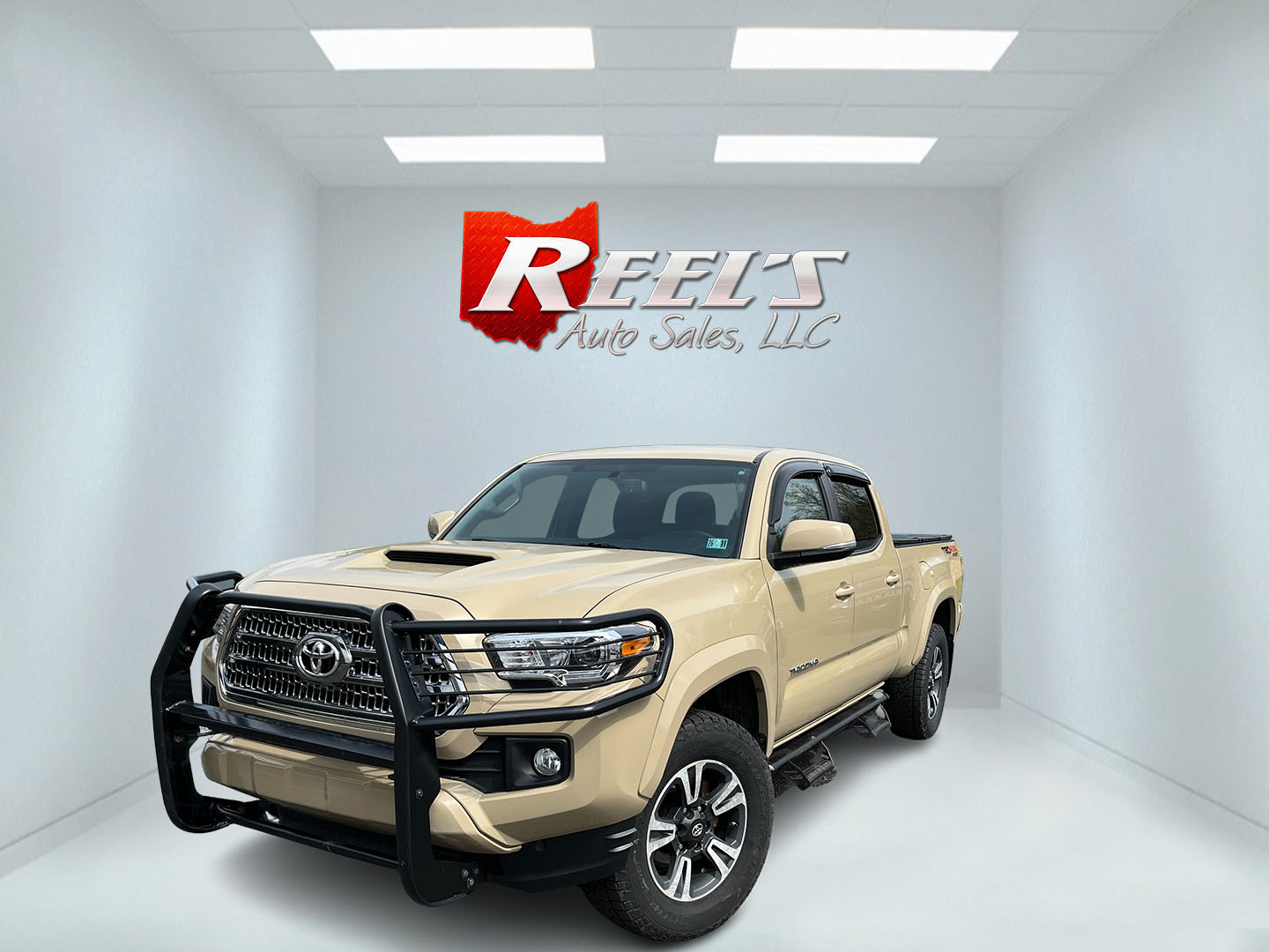photo of 2017 Toyota Tacoma TRD Sport Double Cab Long Bed V6 6AT 4WD