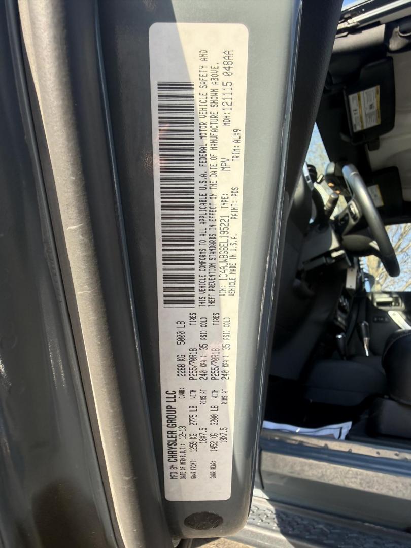 2014 Gray /Black Jeep Wrangler Sahara 4WD (1C4AJWBG6EL) with an 3.6L V6 DOHC 24V FFV engine, located at 547 E. Main St., Orwell, OH, 44076, (440) 437-5893, 41.535435, -80.847855 - Photo#33