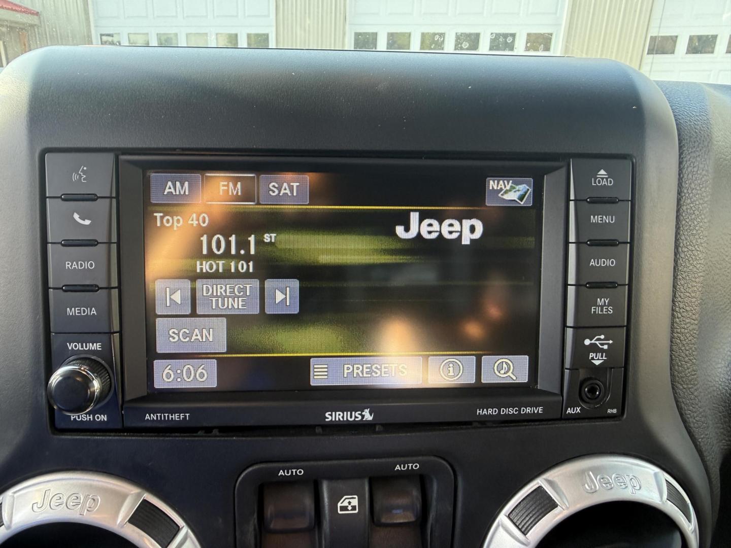 2014 Gray /Black Jeep Wrangler Sahara 4WD (1C4AJWBG6EL) with an 3.6L V6 DOHC 24V FFV engine, located at 547 E. Main St., Orwell, OH, 44076, (440) 437-5893, 41.535435, -80.847855 - Photo#13