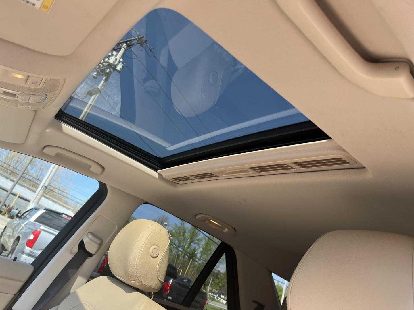 2018 Blue /Tan Mercedes-Benz GLE-Class GLE350 4MATIC (4JGDA5HB0JB) with an 3.5L V6 DOHC 24V engine, Automatic transmission, located at 11115 Chardon Rd. , Chardon, OH, 44024, (440) 214-9705, 41.580246, -81.241943 - 2018 Mercedes-Benz GLE 350 4MOTION – Luxury 4MATIC SUV with Premium Upgrades and Strong Towing Capability! This elegant 2018 Mercedes-Benz GLE 350 4MATIC is a refined and capable luxury SUV that offers comfort, technology, and real-world utility. Powered by a smooth 3.5L V6 engine paired with a 7- Photo#33