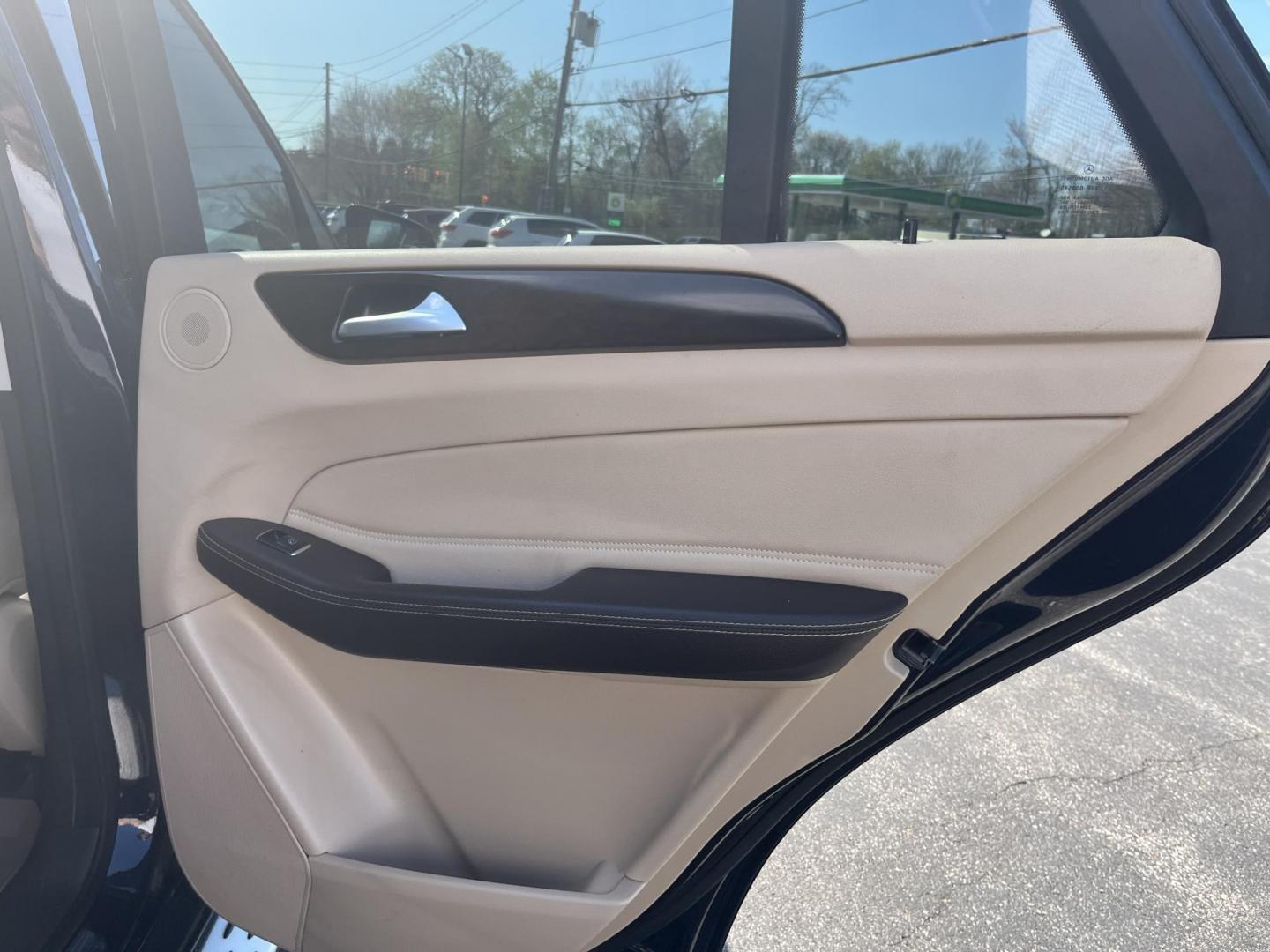2018 Blue /Tan Mercedes-Benz GLE-Class GLE350 4MATIC (4JGDA5HB0JB) with an 3.5L V6 DOHC 24V engine, Automatic transmission, located at 11115 Chardon Rd. , Chardon, OH, 44024, (440) 214-9705, 41.580246, -81.241943 - 2018 Mercedes-Benz GLE 350 4MOTION – Luxury 4MATIC SUV with Premium Upgrades and Strong Towing Capability! This elegant 2018 Mercedes-Benz GLE 350 4MATIC is a refined and capable luxury SUV that offers comfort, technology, and real-world utility. Powered by a smooth 3.5L V6 engine paired with a 7- Photo#36