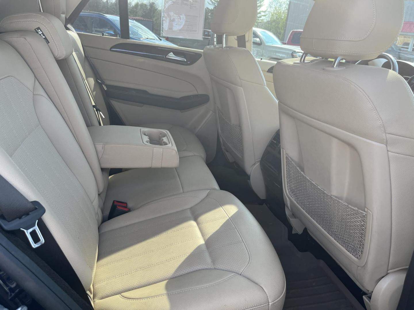 2018 Blue /Tan Mercedes-Benz GLE-Class GLE350 4MATIC (4JGDA5HB0JB) with an 3.5L V6 DOHC 24V engine, Automatic transmission, located at 11115 Chardon Rd. , Chardon, OH, 44024, (440) 214-9705, 41.580246, -81.241943 - 2018 Mercedes-Benz GLE 350 4MOTION – Luxury 4MATIC SUV with Premium Upgrades and Strong Towing Capability! This elegant 2018 Mercedes-Benz GLE 350 4MATIC is a refined and capable luxury SUV that offers comfort, technology, and real-world utility. Powered by a smooth 3.5L V6 engine paired with a 7- Photo#37
