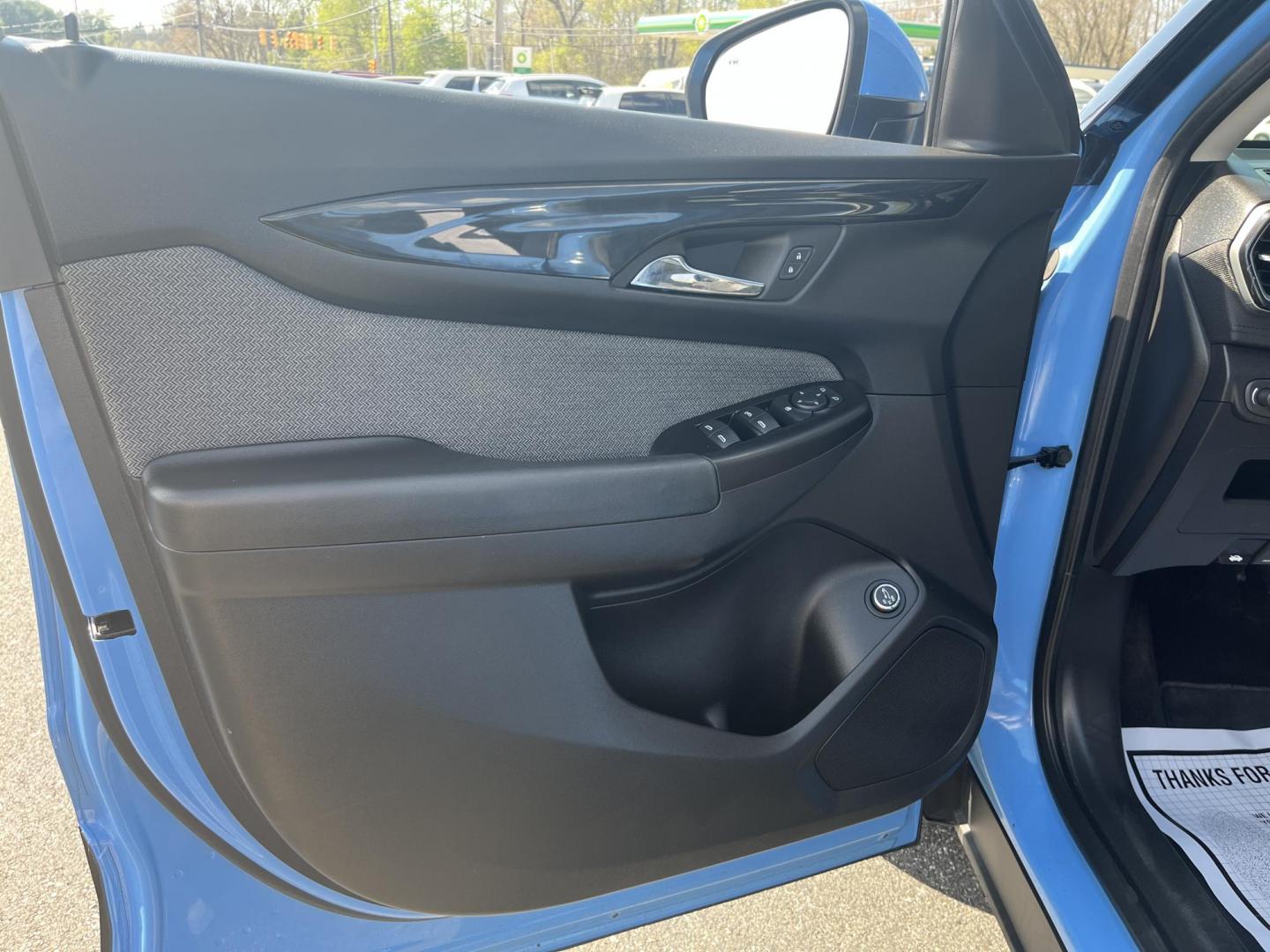 2024 Blue /Black Chevrolet Trailblazer LT AWD (KL79MRSL3RB) with an 1.3L I3 DOHC 12V Turbo engine, Automatic transmission, located at 11115 Chardon Rd. , Chardon, OH, 44024, (440) 214-9705, 41.580246, -81.241943 - 2024 Chevrolet Trailblazer LT AWD – Modern Compact SUV with Turbo Power and Loaded Features! This nearly new 2024 Chevrolet Trailblazer LT AWD is a stylish, efficient, and well-equipped crossover that’s perfect for daily driving and weekend adventures! Powered by a responsive 1.3L I3 Turbocharg- Photo#16