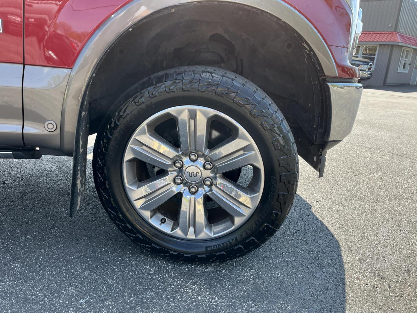 2018 Red /Brown Ford F-150 King Ranch SuperCrew 6.5-ft. Bed 4WD (1FTFW1EGXJF) with an 3.5 V6 TWIN TURBO engine, Automatic transmission, located at 547 E. Main St., Orwell, OH, 44076, (440) 437-5893, 41.535435, -80.847855 - 2018 Ford F-150 King Ranch Crew Cab 6.5' Bed 4WD – Top-Tier Luxury Truck with Massive Towing Power! This loaded 2018 Ford F-150 King Ranch Crew Cab is a true standout — western luxury meets serious capability in one premium package! Powered by the potent 3.5L Twin-Turbo EcoBoost V6 engine paire - Photo#4