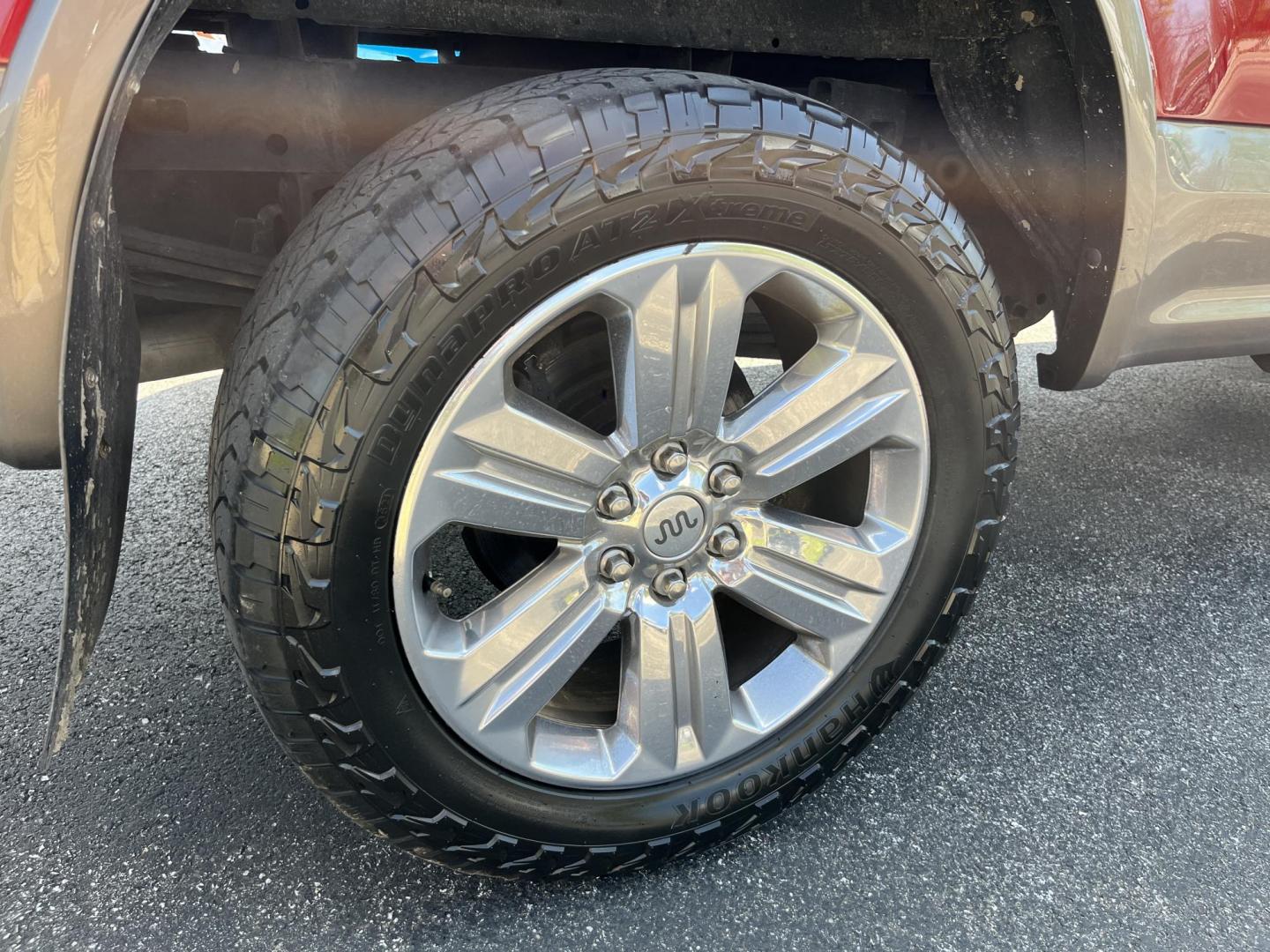 2018 Red /Brown Ford F-150 King Ranch SuperCrew 6.5-ft. Bed 4WD (1FTFW1EGXJF) with an 3.5 V6 TWIN TURBO engine, Automatic transmission, located at 547 E. Main St., Orwell, OH, 44076, (440) 437-5893, 41.535435, -80.847855 - 2018 Ford F-150 King Ranch Crew Cab 6.5' Bed 4WD – Top-Tier Luxury Truck with Massive Towing Power! This loaded 2018 Ford F-150 King Ranch Crew Cab is a true standout — western luxury meets serious capability in one premium package! Powered by the potent 3.5L Twin-Turbo EcoBoost V6 engine paire - Photo#7