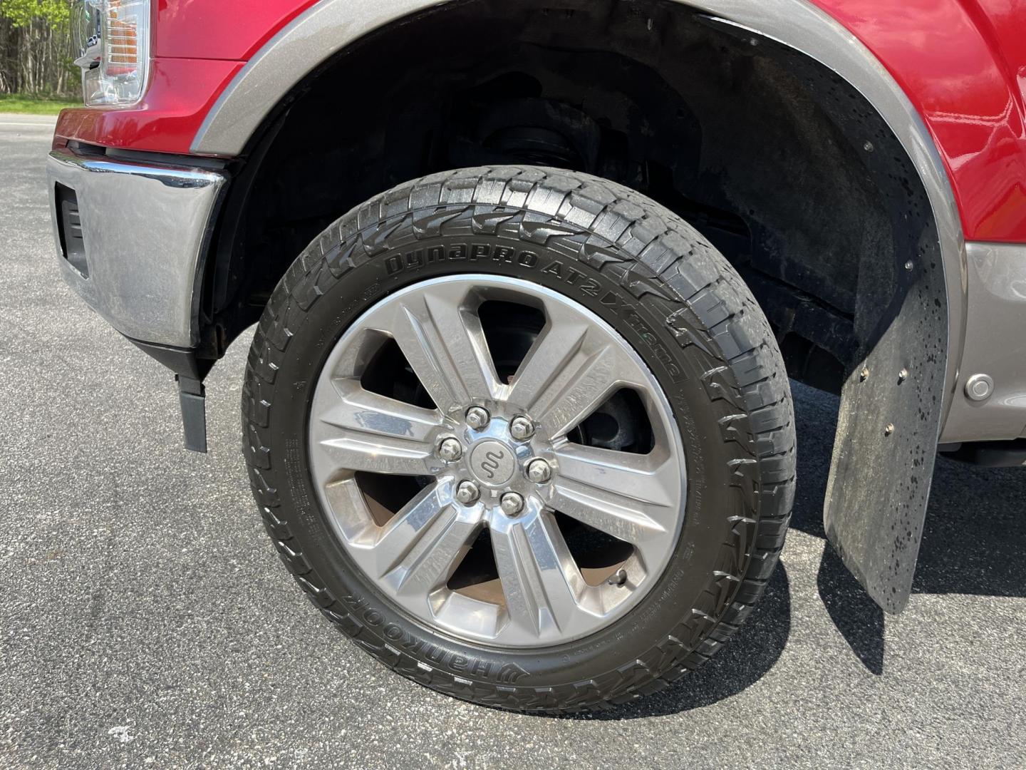 2018 Red /Brown Ford F-150 King Ranch SuperCrew 6.5-ft. Bed 4WD (1FTFW1EGXJF) with an 3.5 V6 TWIN TURBO engine, Automatic transmission, located at 547 E. Main St., Orwell, OH, 44076, (440) 437-5893, 41.535435, -80.847855 - 2018 Ford F-150 King Ranch Crew Cab 6.5' Bed 4WD – Top-Tier Luxury Truck with Massive Towing Power! This loaded 2018 Ford F-150 King Ranch Crew Cab is a true standout — western luxury meets serious capability in one premium package! Powered by the potent 3.5L Twin-Turbo EcoBoost V6 engine paire - Photo#12