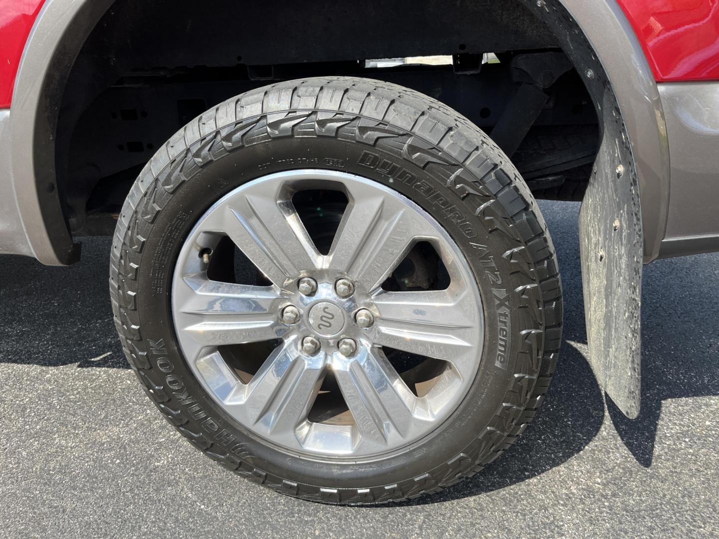 2018 Red /Brown Ford F-150 King Ranch SuperCrew 6.5-ft. Bed 4WD (1FTFW1EGXJF) with an 3.5 V6 TWIN TURBO engine, Automatic transmission, located at 547 E. Main St., Orwell, OH, 44076, (440) 437-5893, 41.535435, -80.847855 - 2018 Ford F-150 King Ranch Crew Cab 6.5' Bed 4WD – Top-Tier Luxury Truck with Massive Towing Power! This loaded 2018 Ford F-150 King Ranch Crew Cab is a true standout — western luxury meets serious capability in one premium package! Powered by the potent 3.5L Twin-Turbo EcoBoost V6 engine paire - Photo#10
