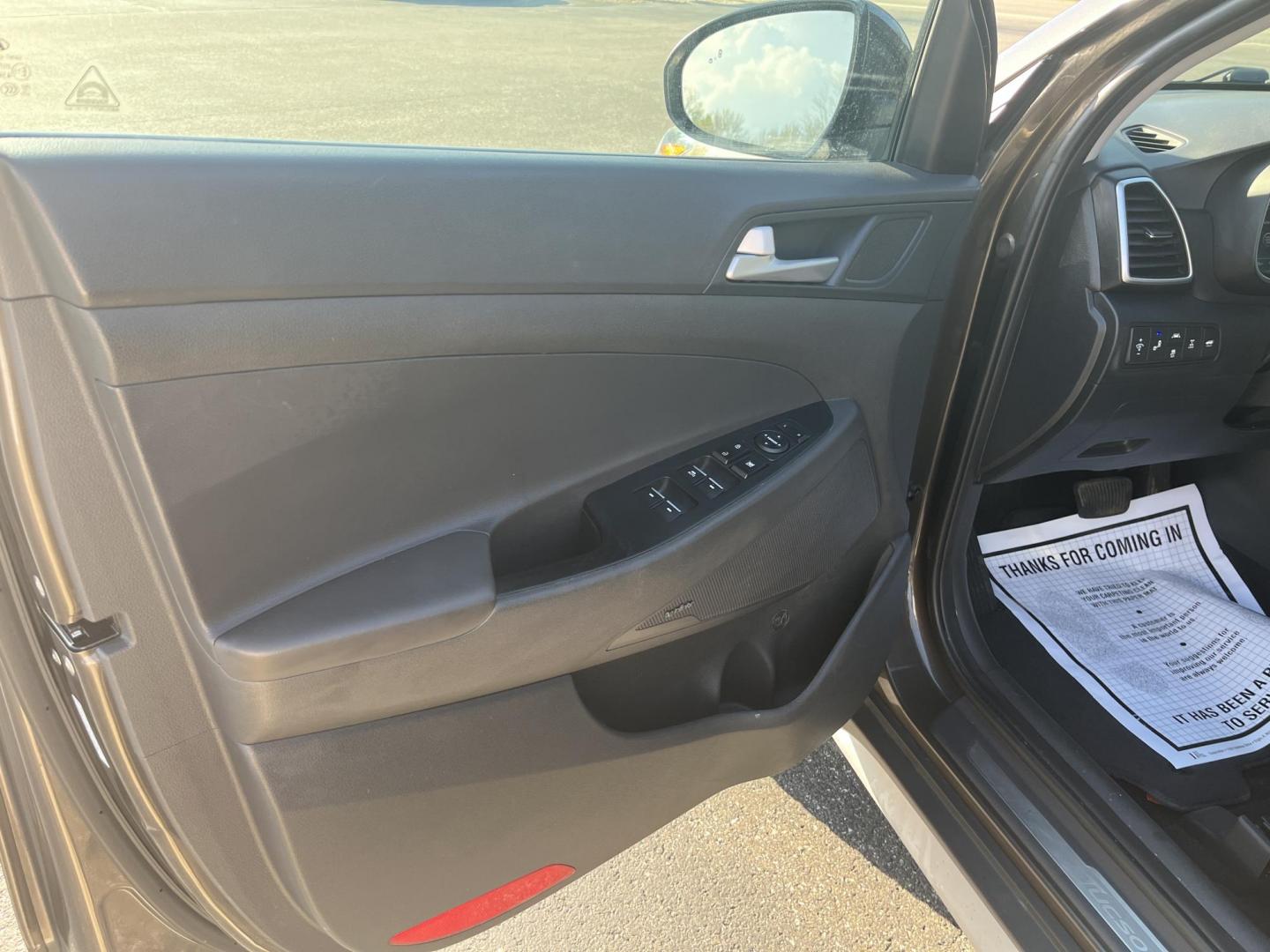 2020 Brown /Black Hyundai Tucson Ultimate AWD (KM8J3CAL2LU) with an 2.4L I4 DOHC 16V engine, Automatic transmission, located at 547 E. Main St., Orwell, OH, 44076, (440) 437-5893, 41.535435, -80.847855 - 2020 Hyundai Tucson Ultimate AWD – Top-Tier Luxury Compact SUV with Premium Features! This loaded 2020 Hyundai Tucson Ultimate AWD is the fully-optioned top trim that offers near-luxury comfort, advanced safety, and confident all-weather performance! Powered by a smooth 2.4L I4 GDI engine paired - Photo#15