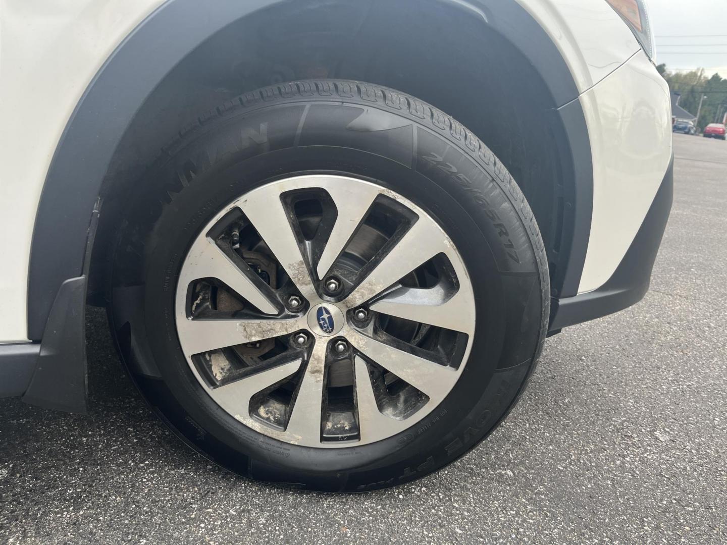 2021 White /Black Subaru Outback Premium (4S4BTACC8M3) with an 2.5L H4 DOHC 16V engine, CVT transmission, located at 11115 Chardon Rd. , Chardon, OH, 44024, (440) 214-9705, 41.580246, -81.241943 - 2021 Subaru Outback Premium AWD – Versatile Adventure Wagon with EyeSight Safety and Excellent Efficiency! This 2021 Subaru Outback Premium AWD is the perfect blend of rugged capability, upscale comfort, and modern technology. Powered by Subaru’s reliable 2.5L H4 engine paired with the legendar - Photo#4