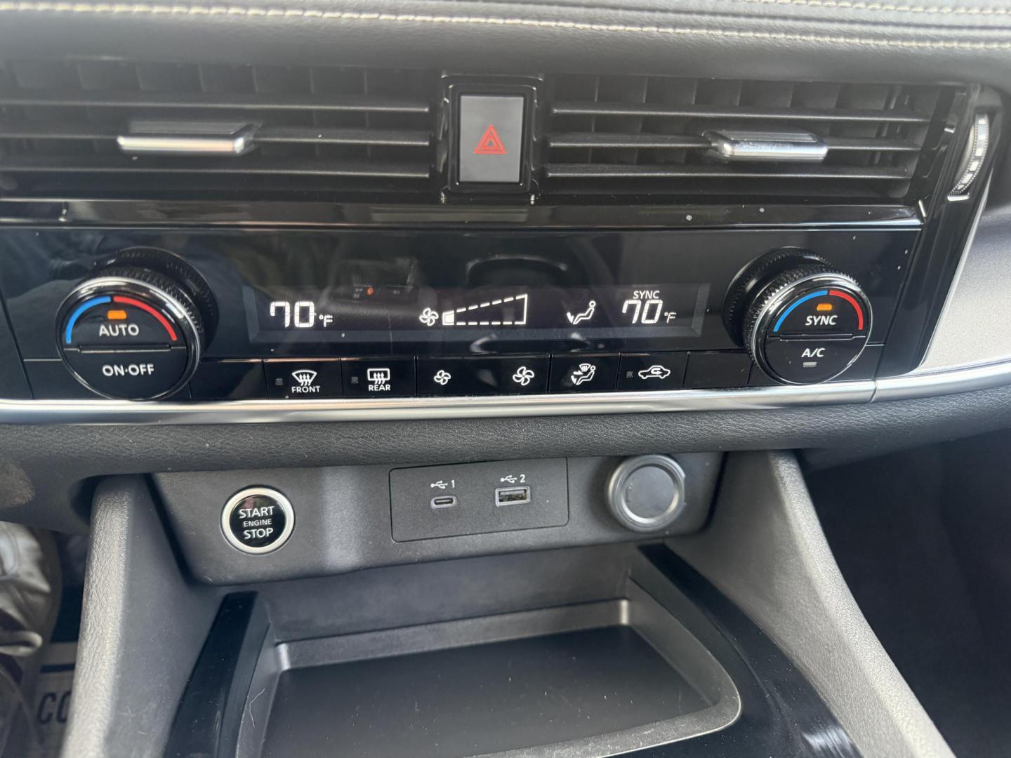 2021 Black /Black Nissan Rogue SV AWD (JN8AT3BB5MW) with an 2.5L I4 DOHC 16V engine, Automatic transmission, located at 547 E. Main St., Orwell, OH, 44076, (440) 437-5893, 41.535435, -80.847855 - Photo#15