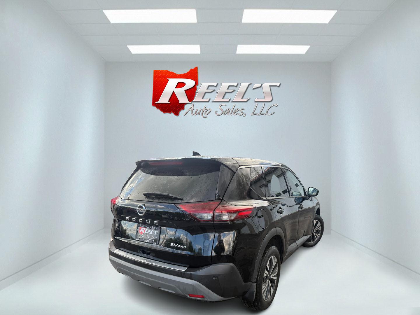 2021 Black /Black Nissan Rogue SV AWD (JN8AT3BB5MW) with an 2.5L I4 DOHC 16V engine, Automatic transmission, located at 547 E. Main St., Orwell, OH, 44076, (440) 437-5893, 41.535435, -80.847855 - Photo#27