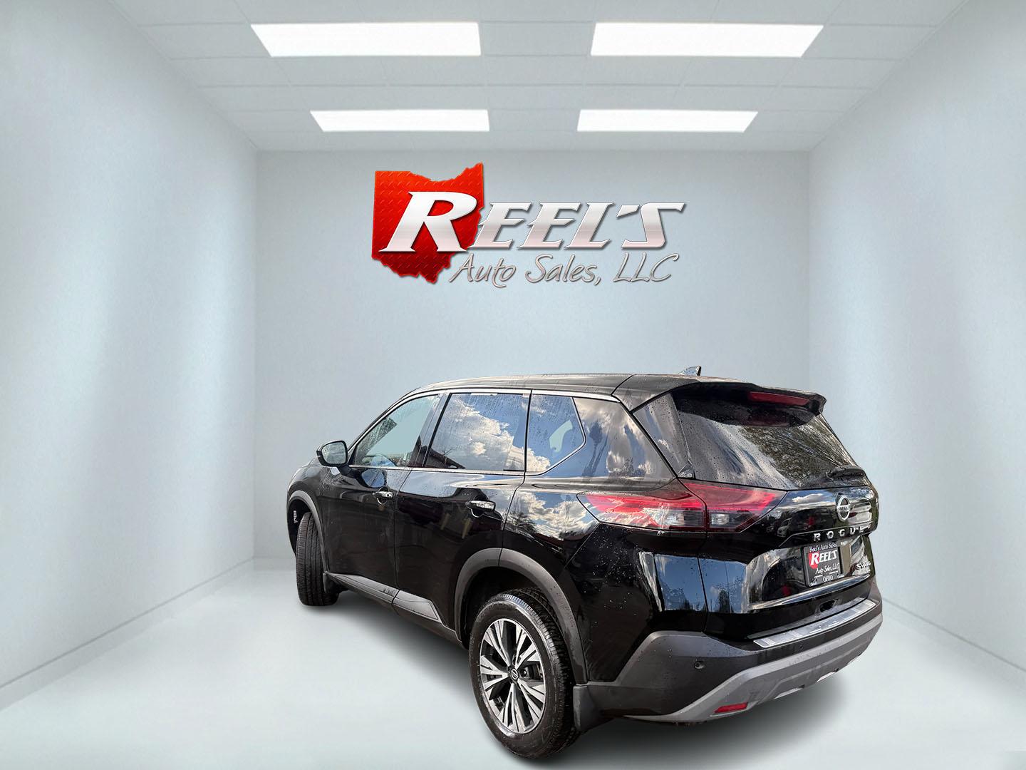 2021 Black /Black Nissan Rogue SV AWD (JN8AT3BB5MW) with an 2.5L I4 DOHC 16V engine, Automatic transmission, located at 547 E. Main St., Orwell, OH, 44076, (440) 437-5893, 41.535435, -80.847855 - Photo#29